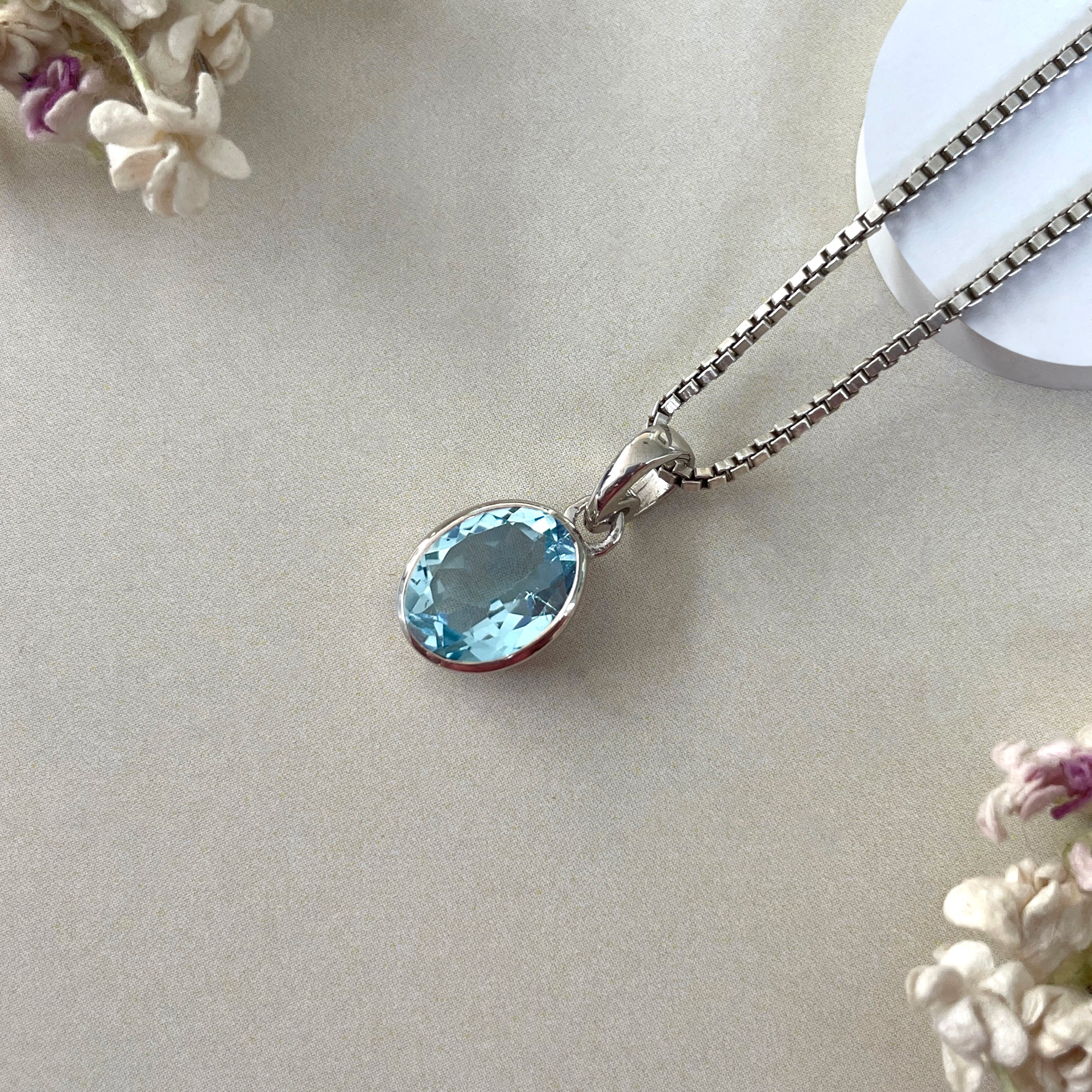 Blue Topaz Pendant-(BTZ-SP-734.)