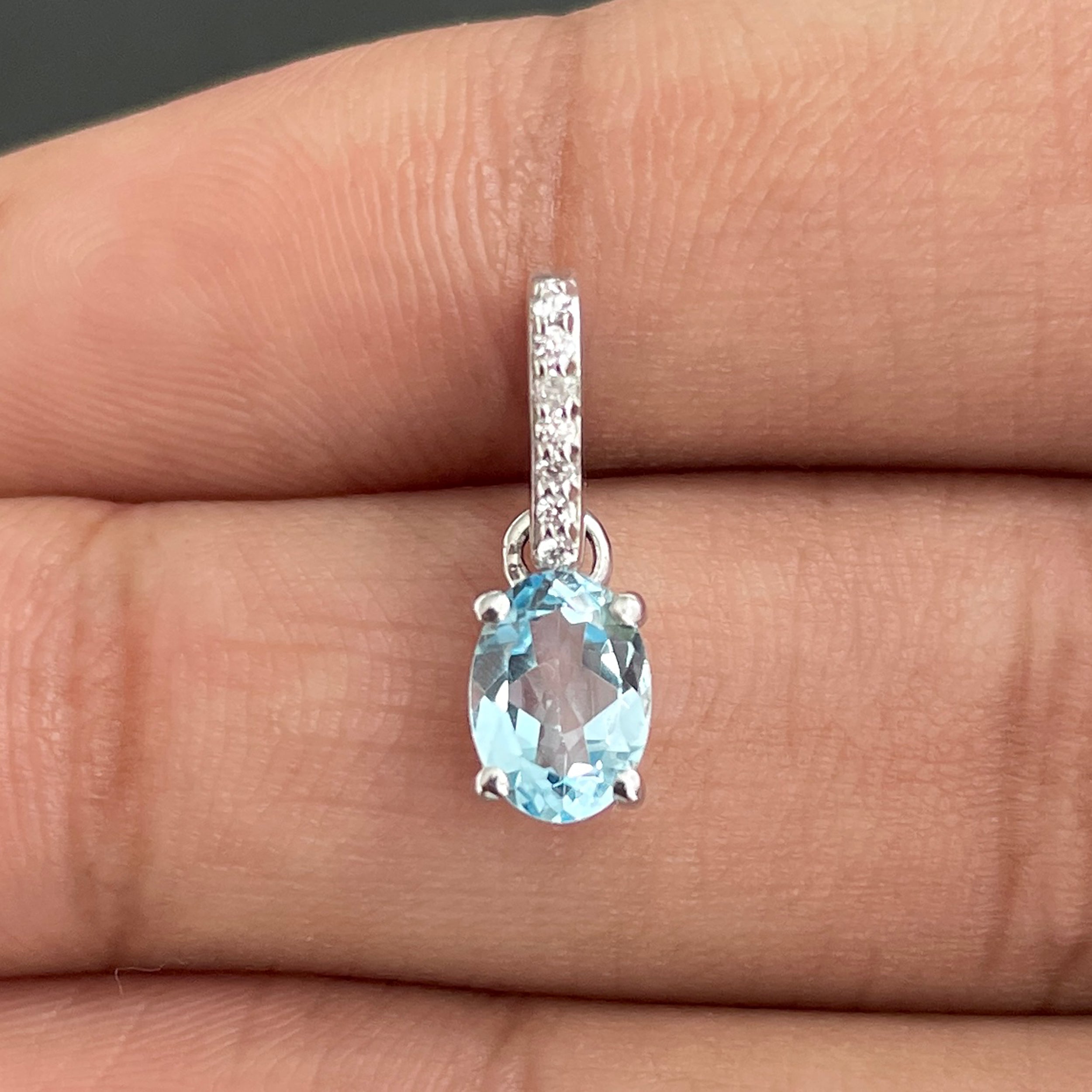 Blue Topaz & White Topaz Pendant-(BTZ-SP-915.)