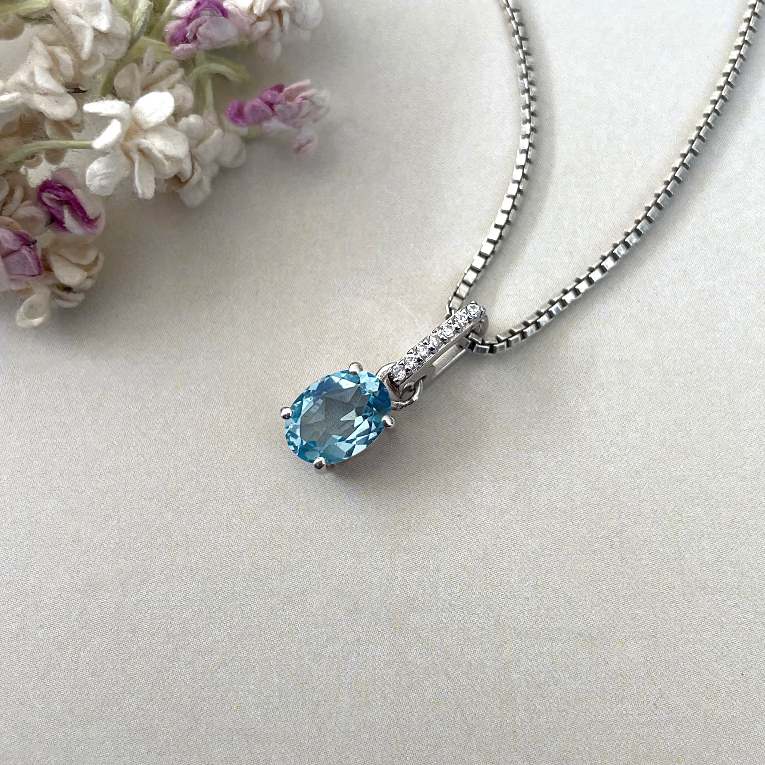 Blue Topaz & White Topaz Pendant-(BTZ-SP-920.)