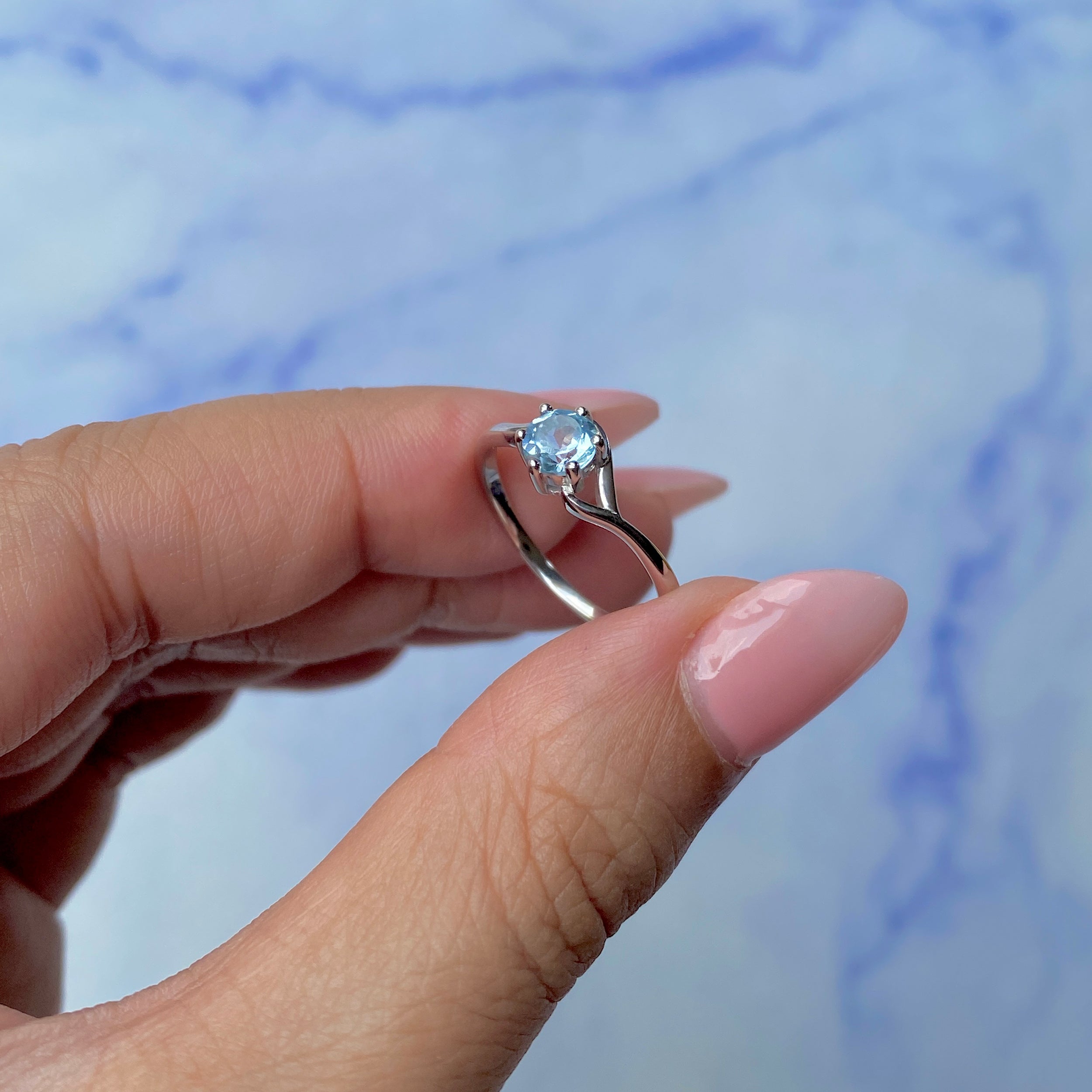Blue Topaz Ring-(BTZ-SR-04.)