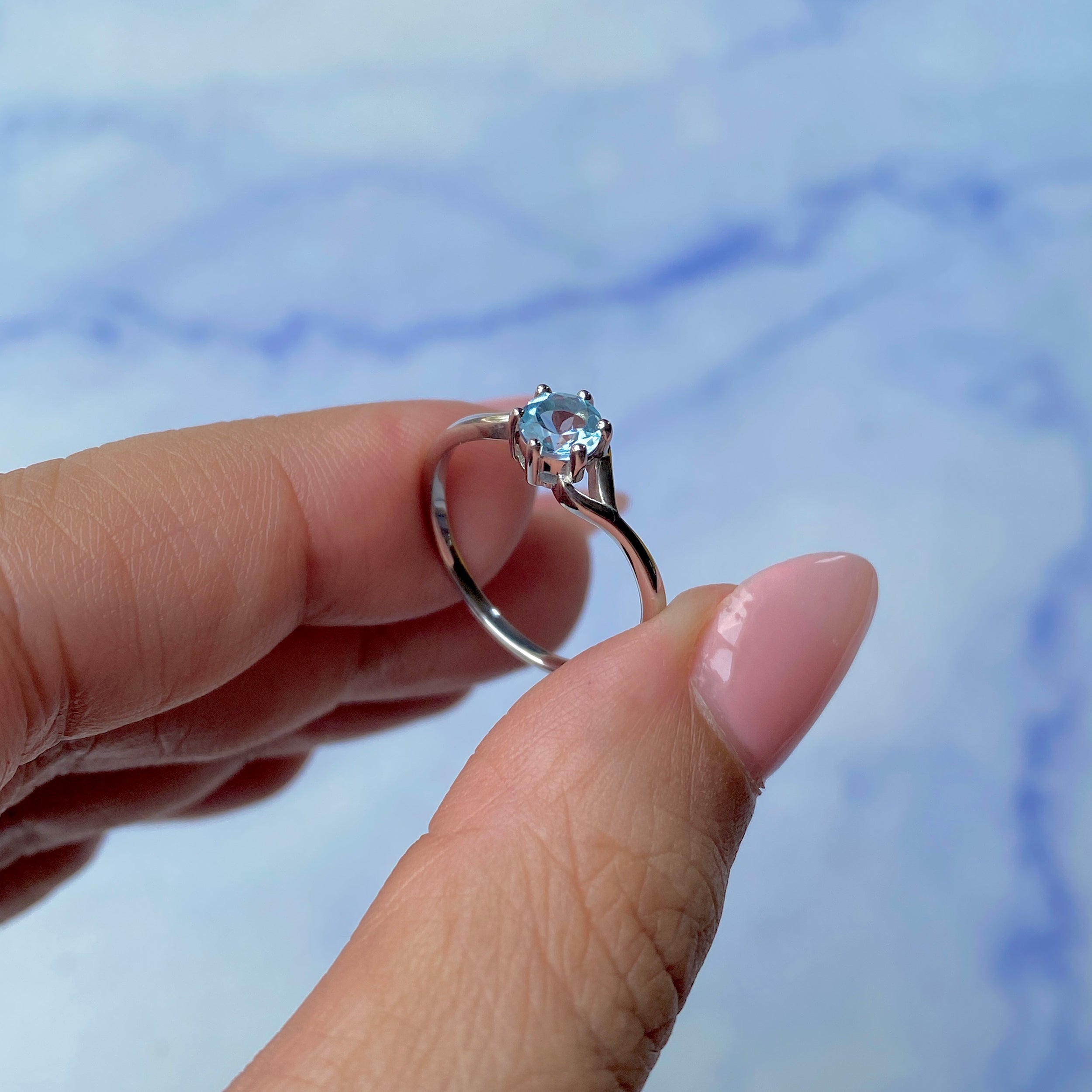 Blue Topaz Ring-(BTZ-SR-04.)