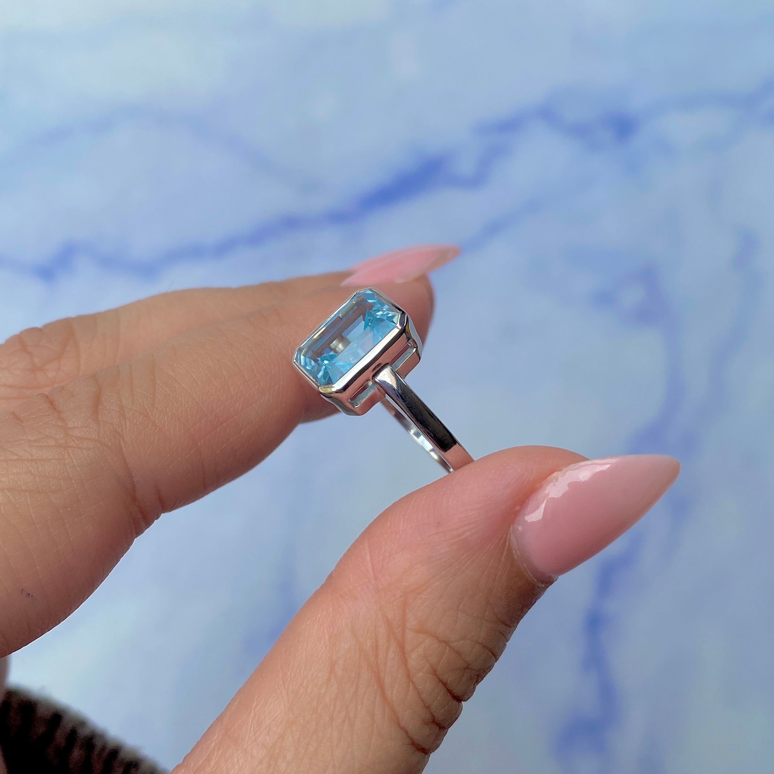 Blue Topaz Ring-(BTZ-SR-1926.)