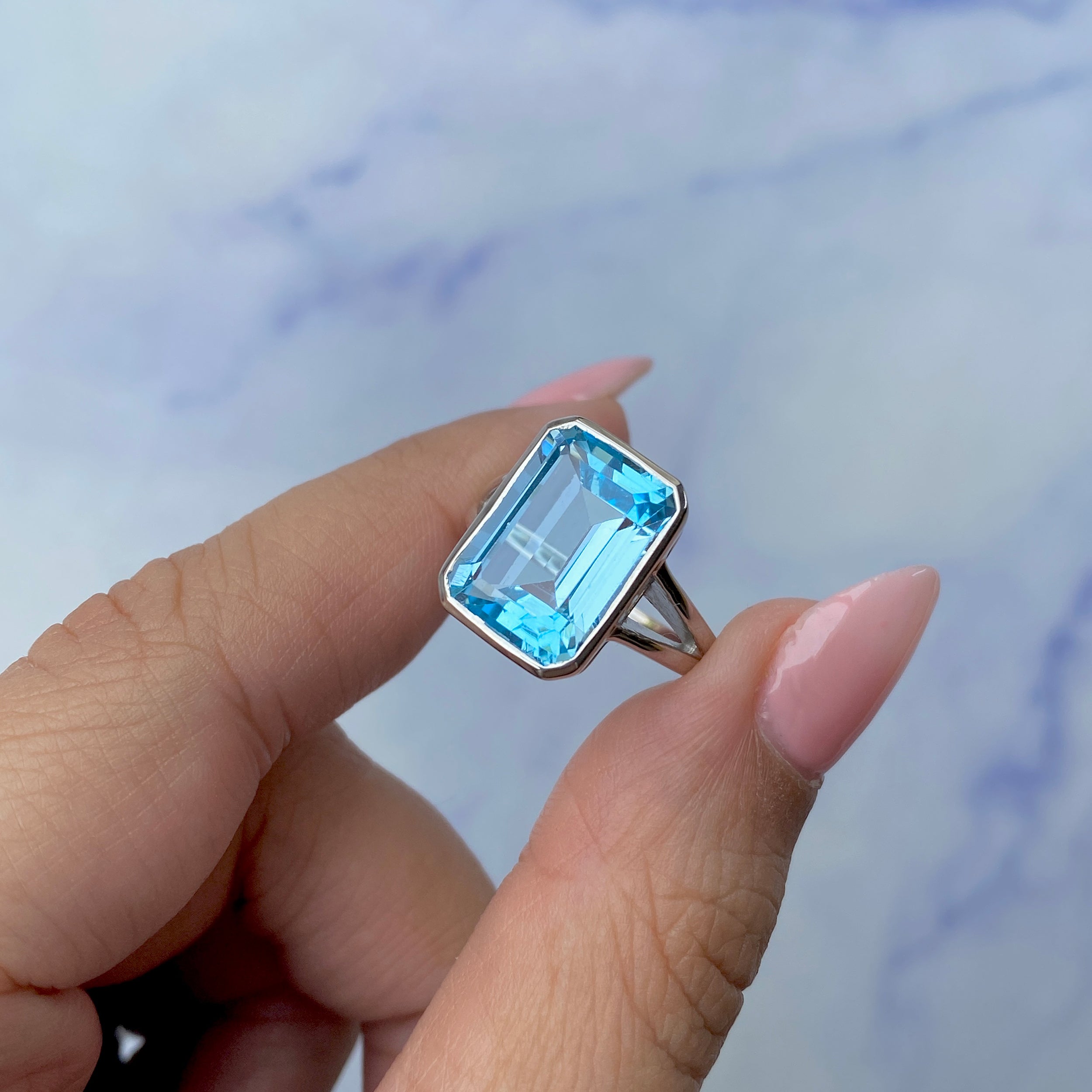 Blue Topaz Ring-(BTZ-SR-1928.)