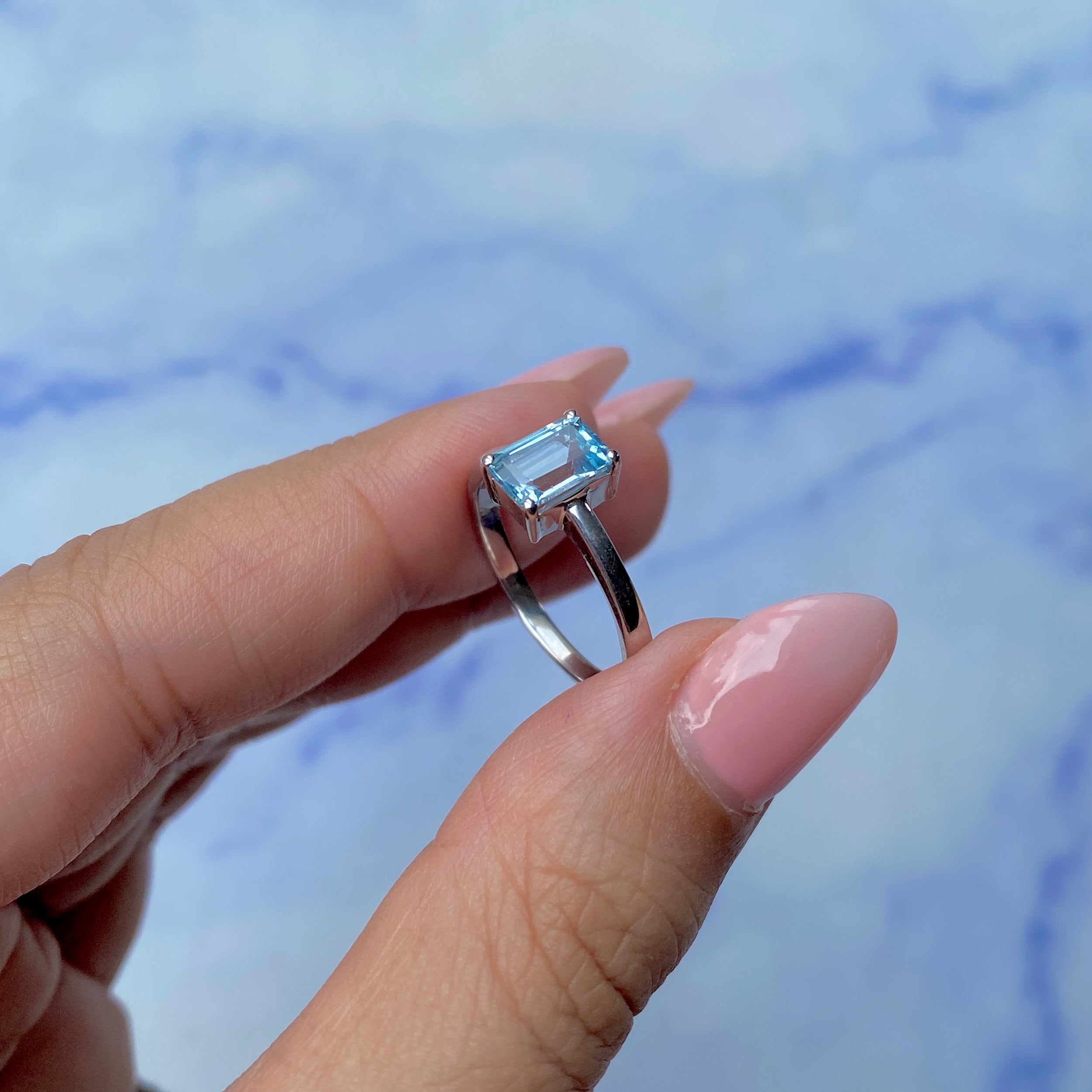 Blue Topaz Ring-(BTZ-SR-241.)