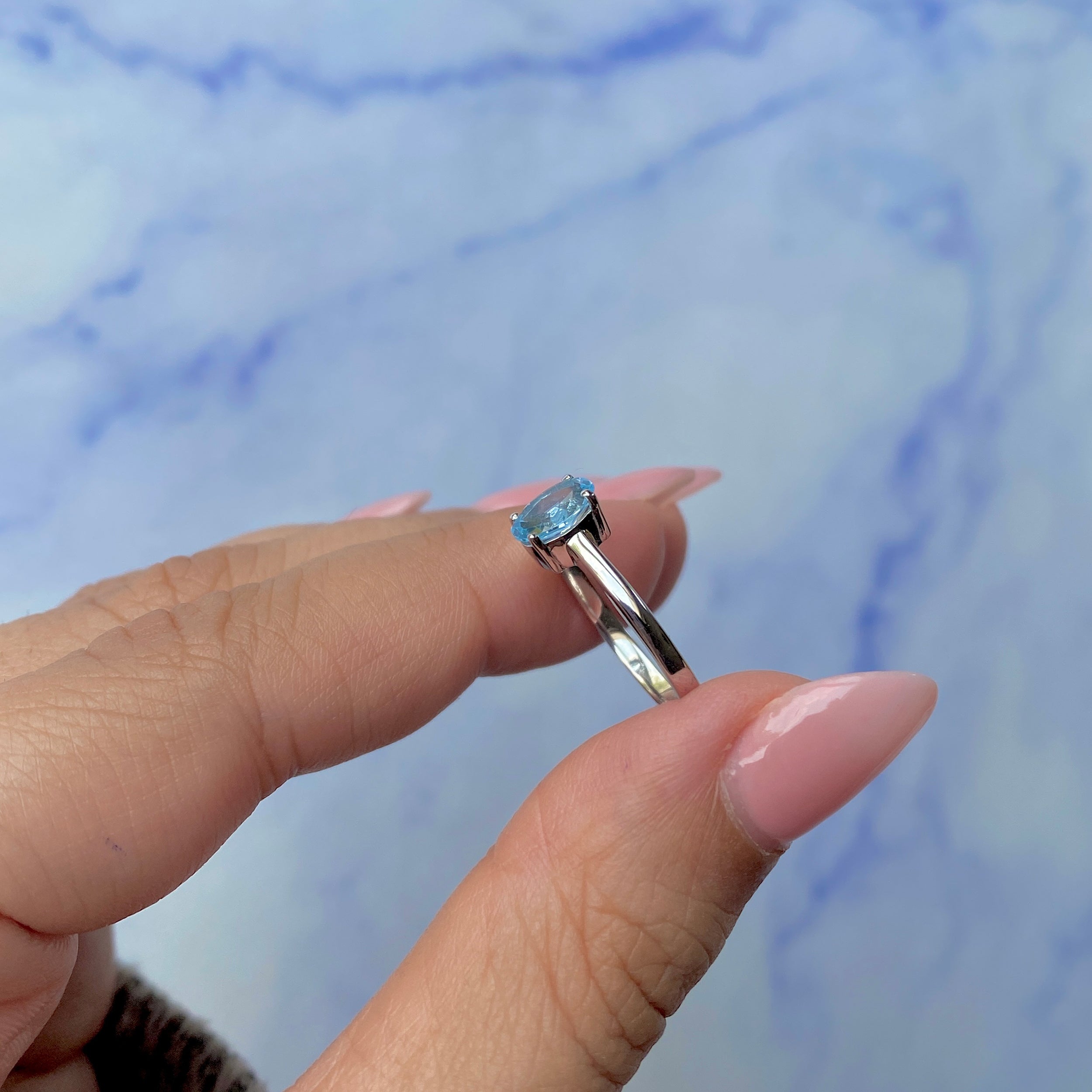 Blue Topaz Ring-(BTZ-SR-242.)