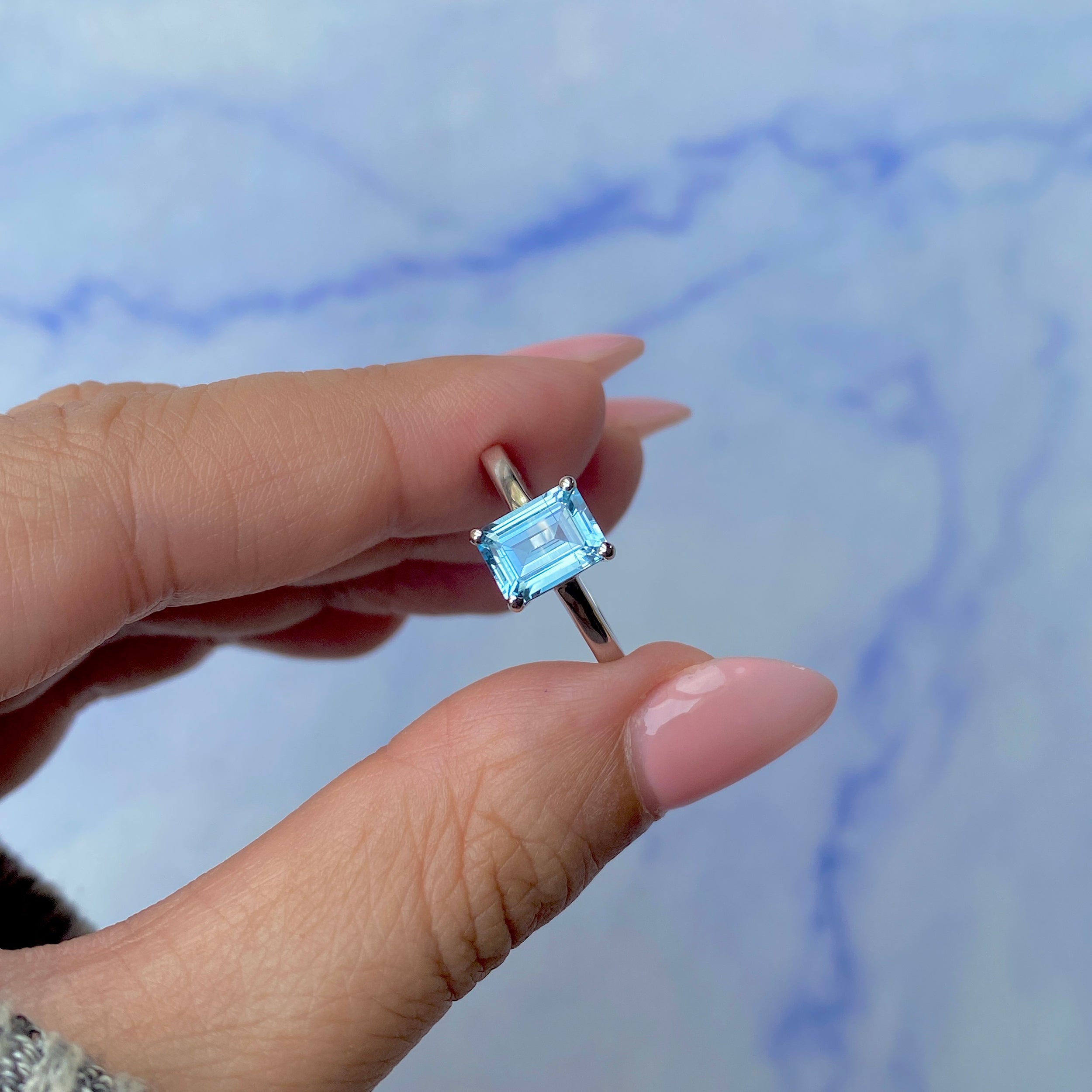 Blue Topaz Ring-(BTZ-SR-247.)