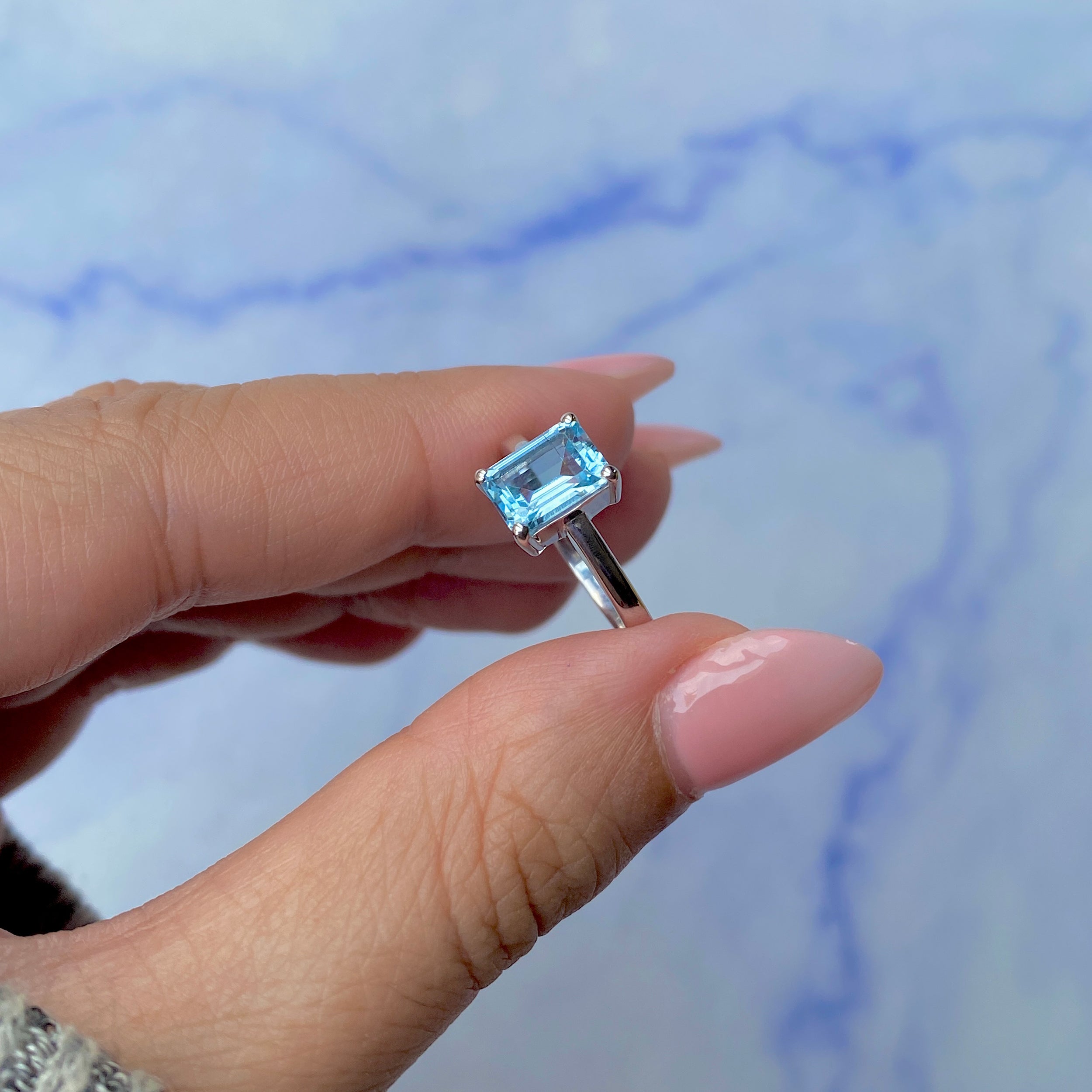 Blue Topaz Ring-(BTZ-SR-247.)