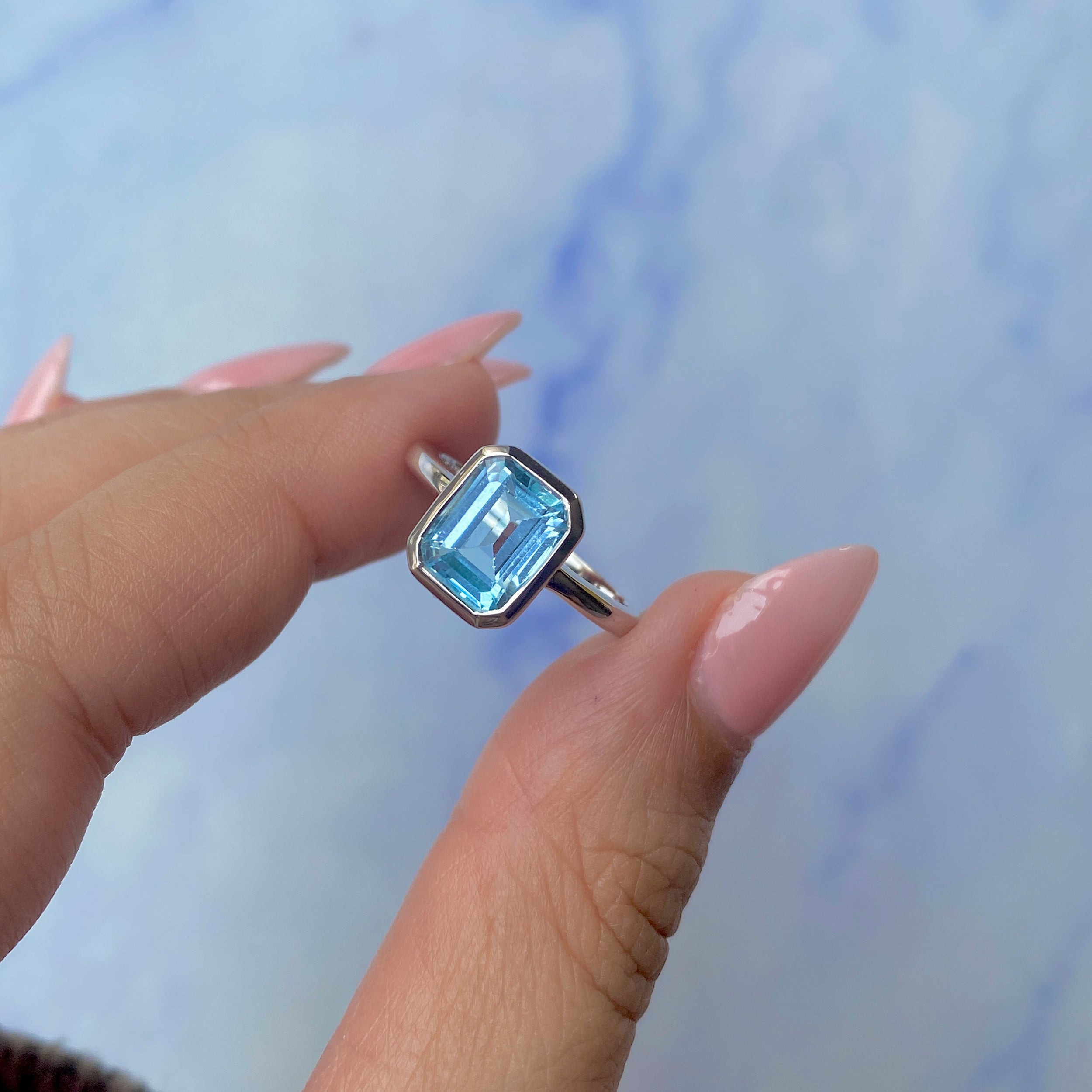 Blue Topaz Ring-(BTZ-SR-250.)