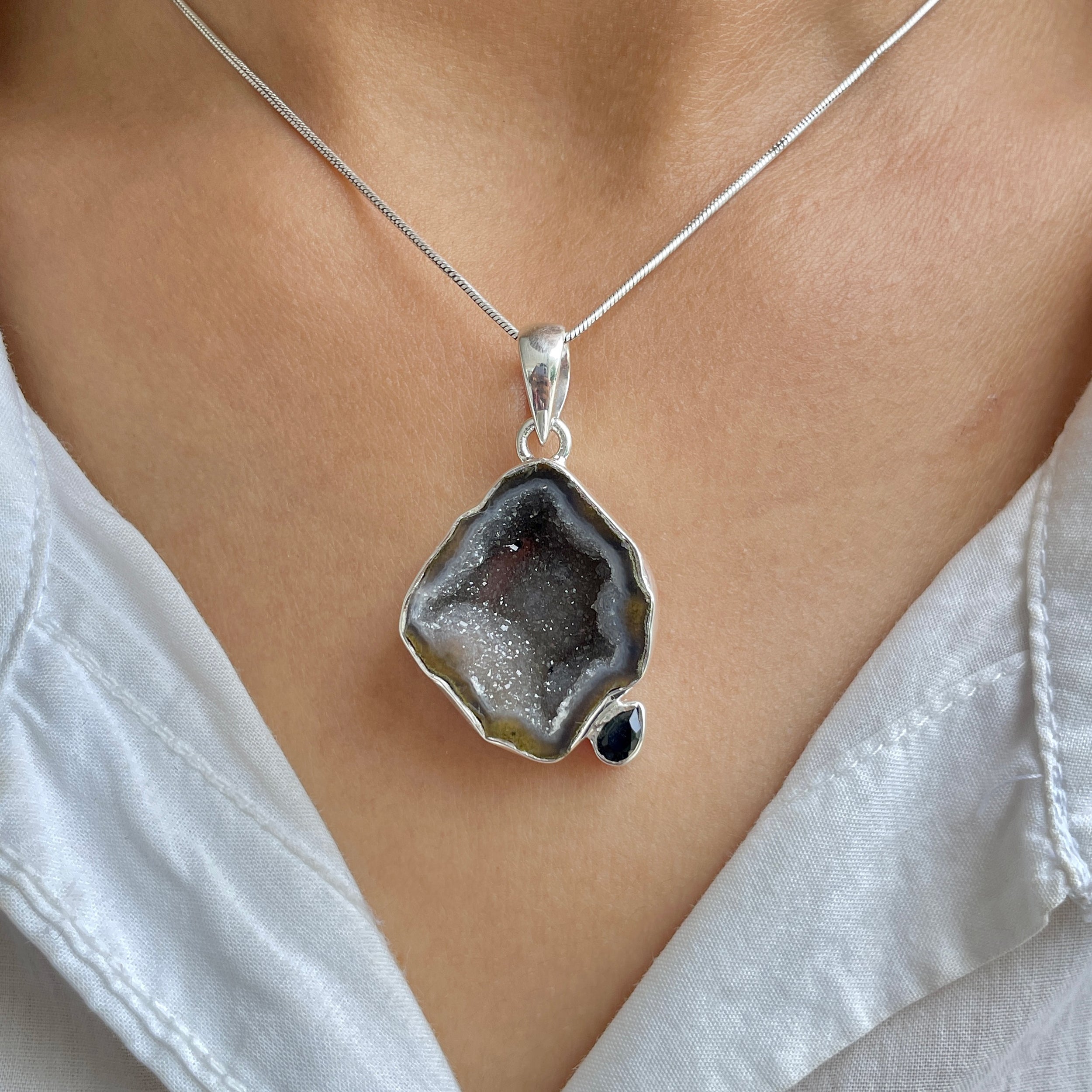 Coconut Geode Pendant-(CCG-P-40.)