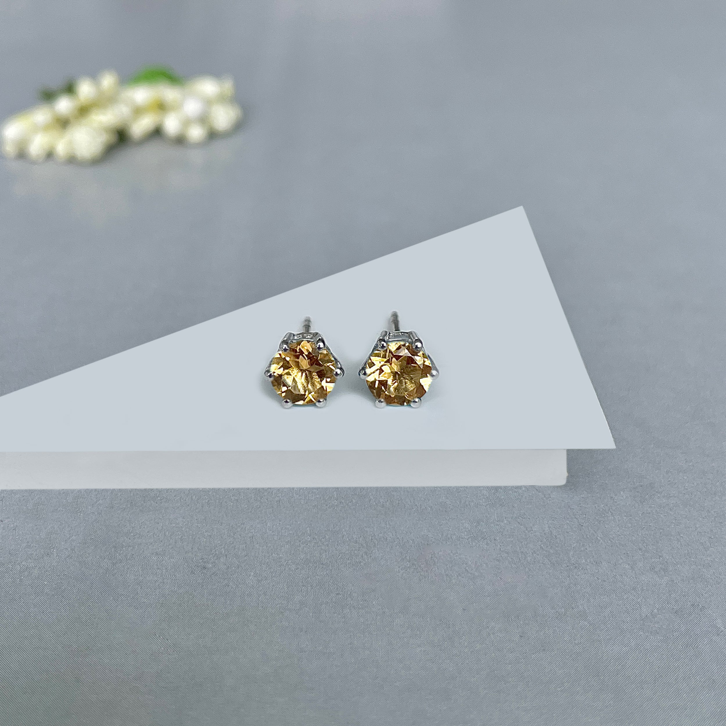 Citrine Stud Earrings-(CIT-SE-1024.)