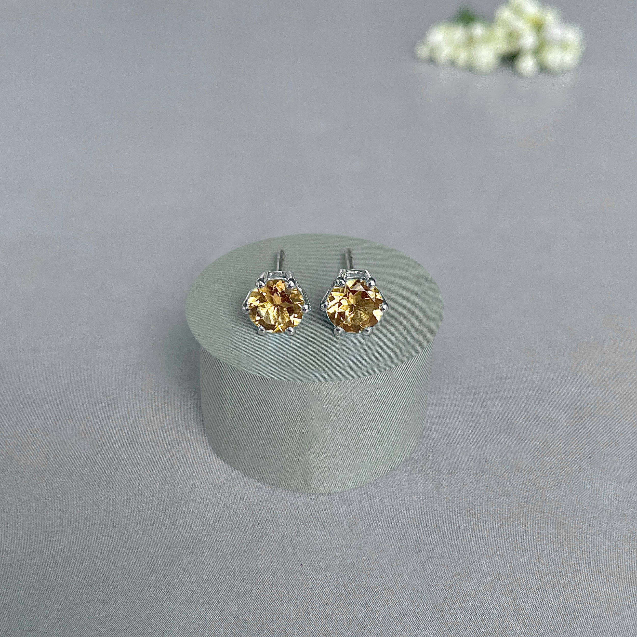 Citrine Stud Earrings-(CIT-SE-1024.)