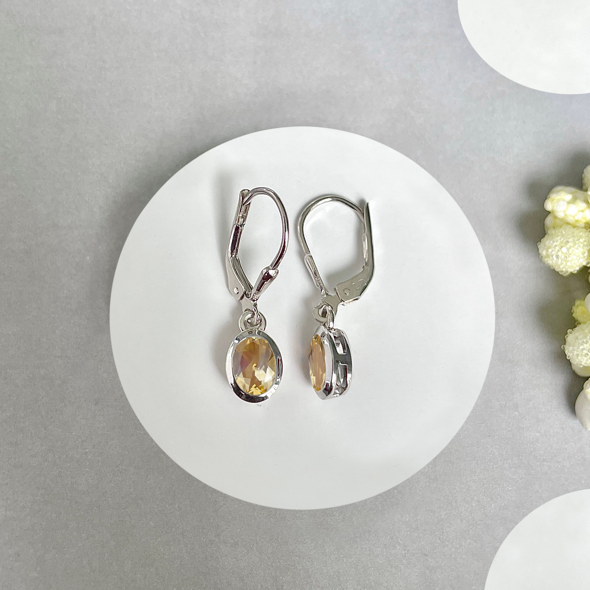 Citrine Leverback Earrings-(CIT-SE-1316.)