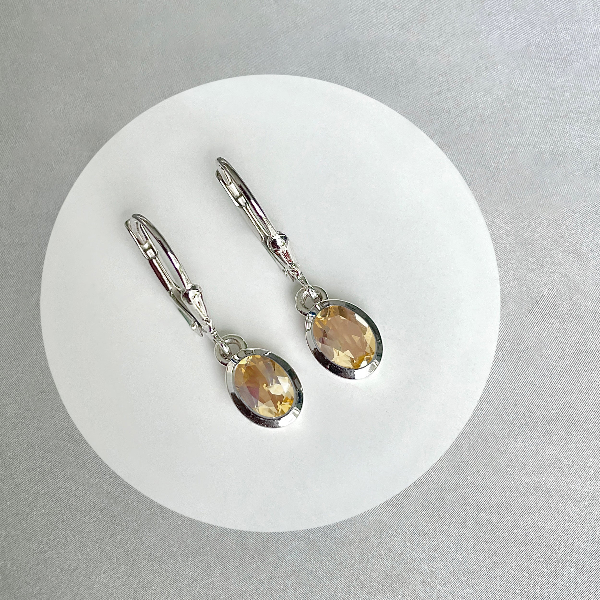 Citrine Leverback Earrings-(CIT-SE-1316.)