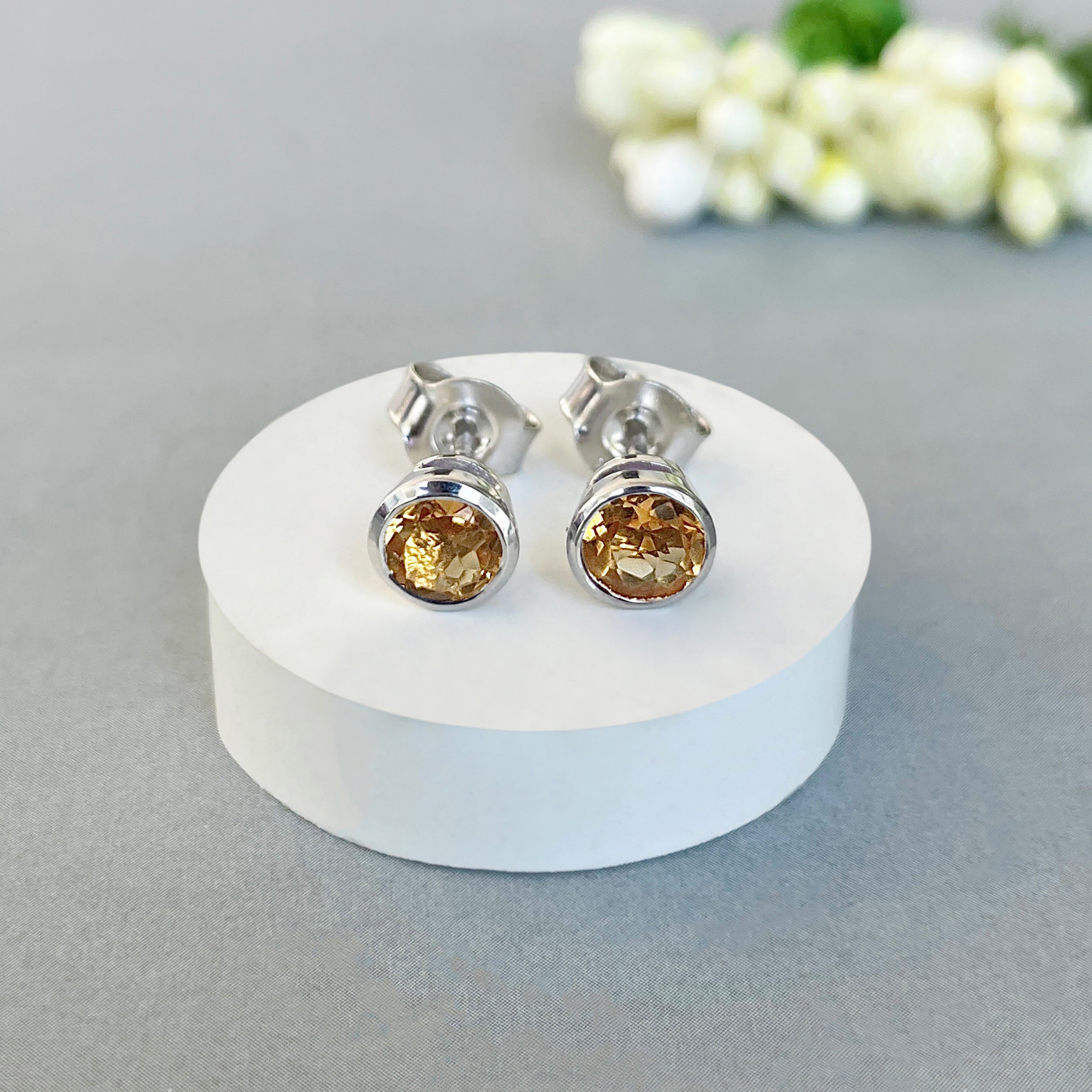 Citrine Stud Earrings-(CIT-SE-1425.)