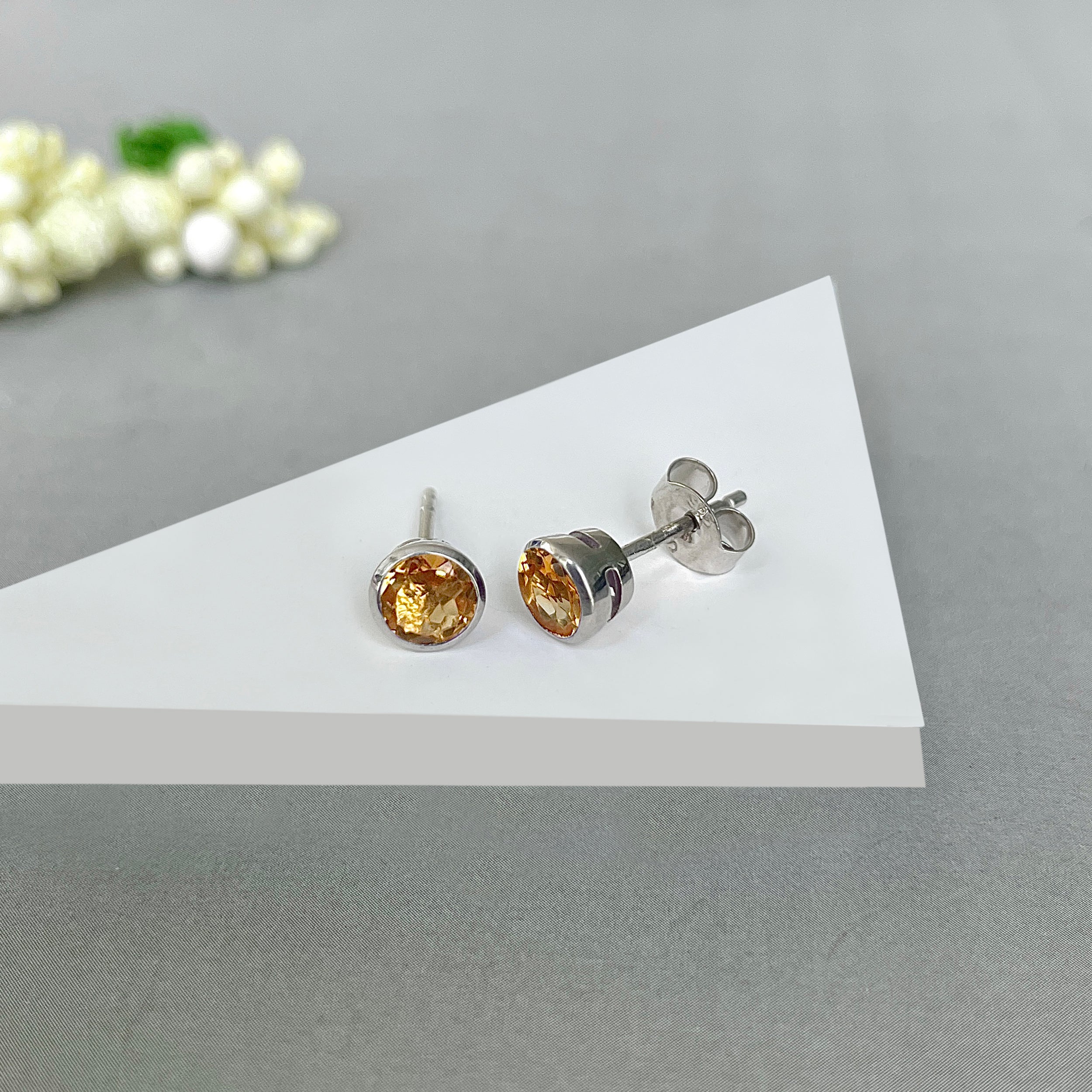 Citrine Stud Earrings-(CIT-SE-1425.)