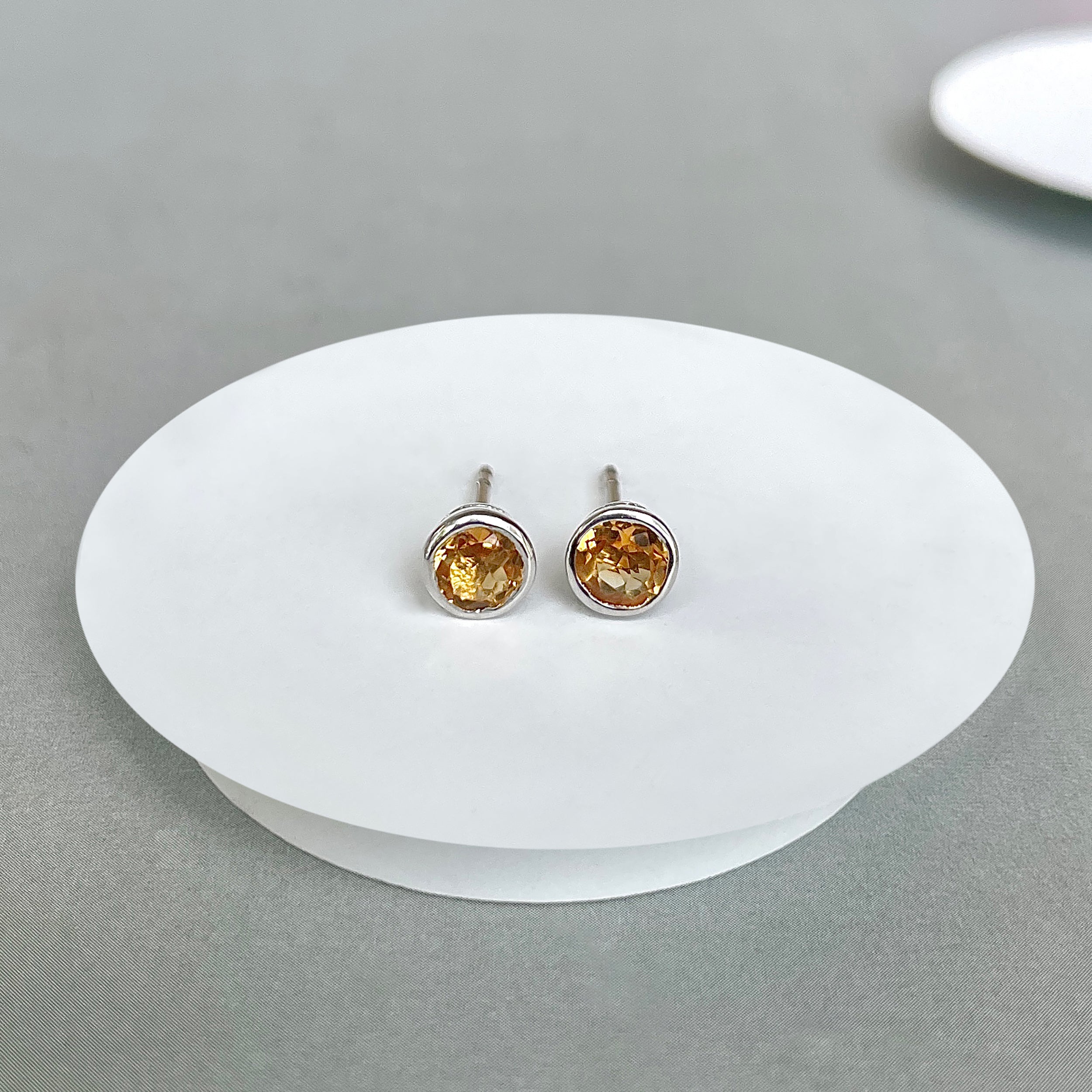 Citrine Stud Earrings-(CIT-SE-1425.)