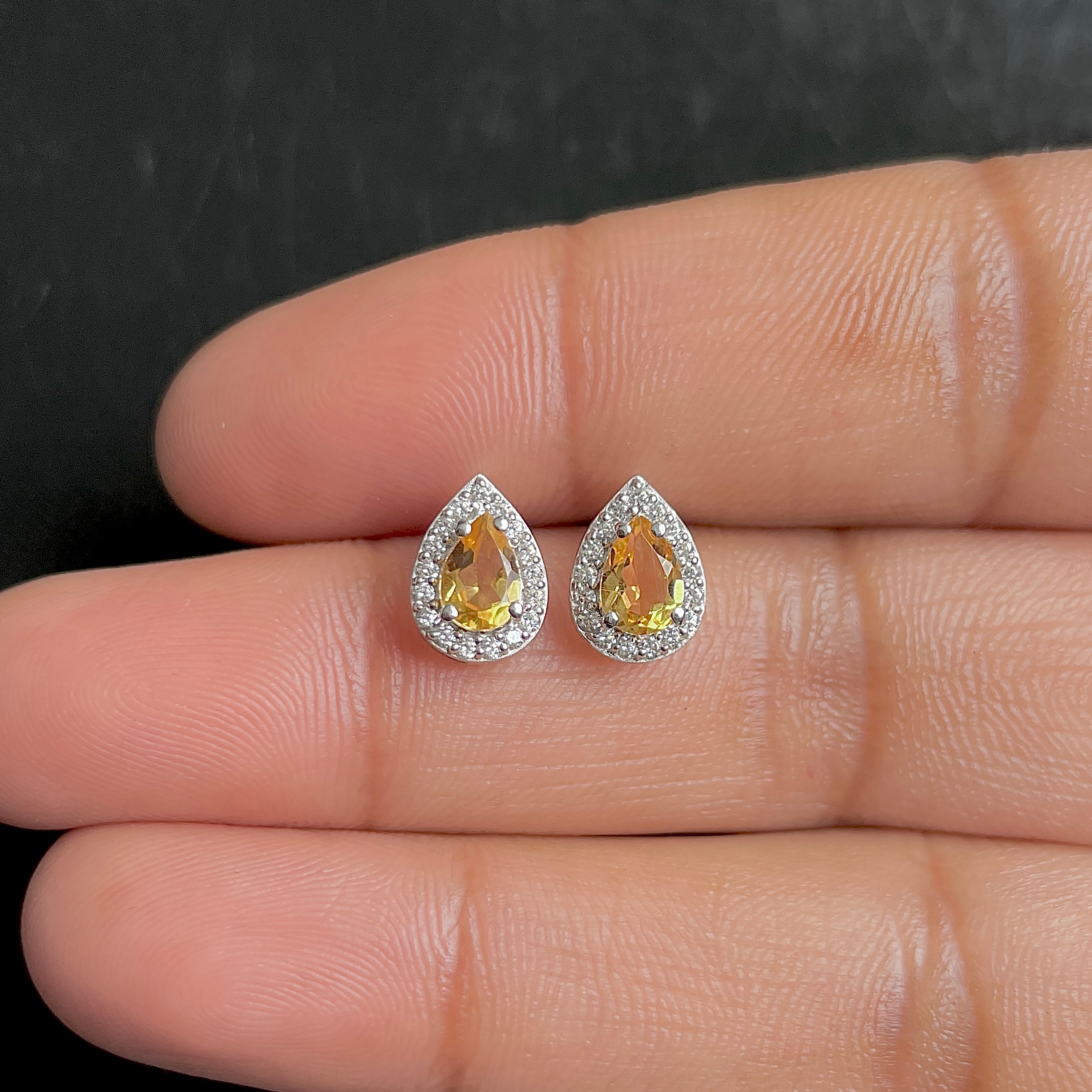 Citrine Stud Earrings-(CIT-SE-52W.)