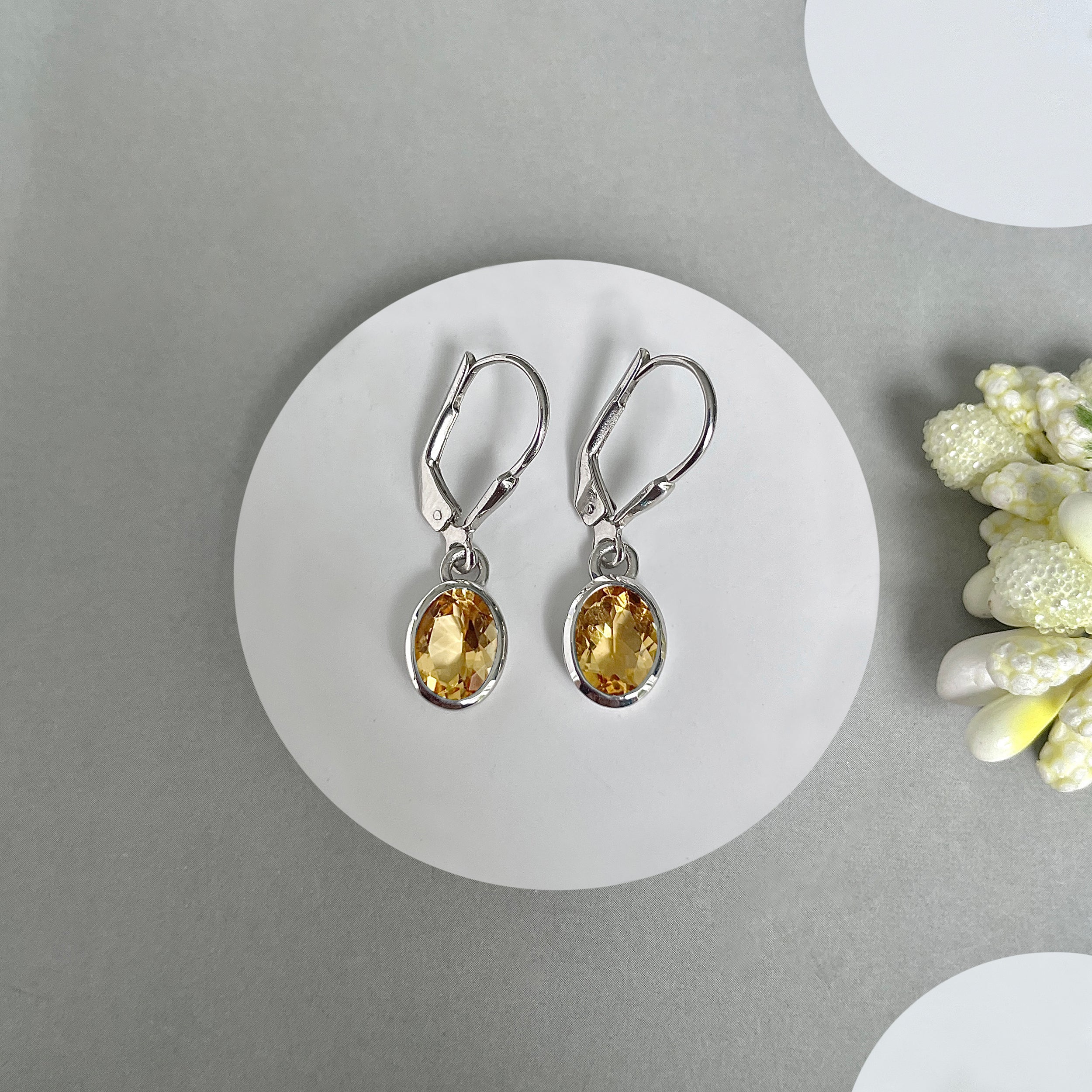 Citrine Leverback Earrings-(CIT-SE-547.)