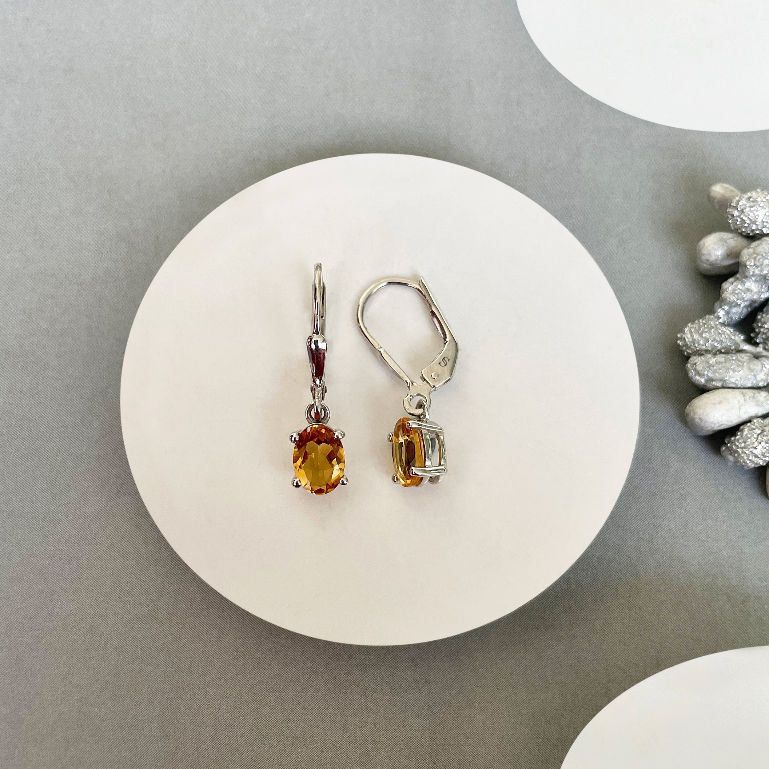 Citrine Leverback Earrings-(CIT-SE-670.)