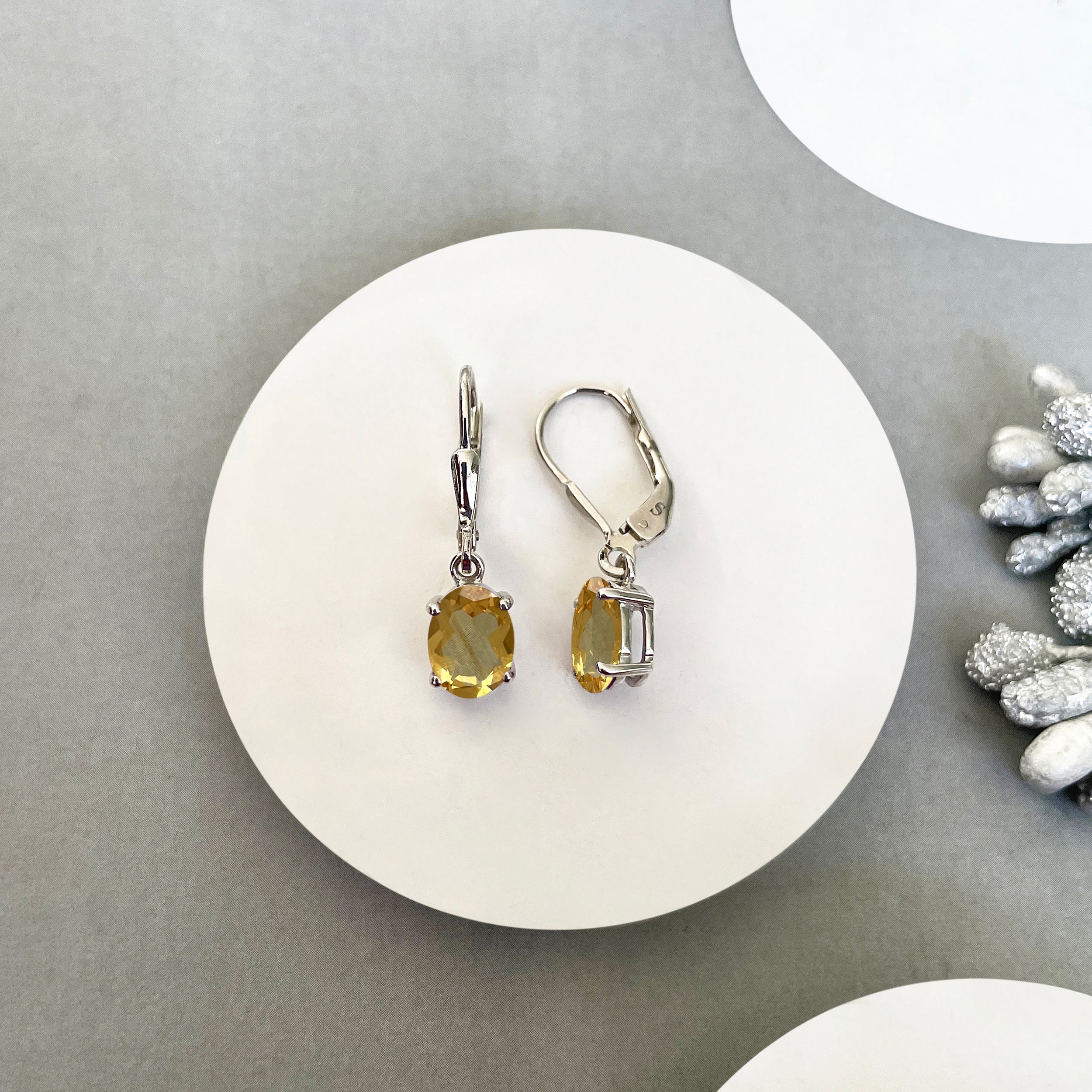 Citrine Leverback Earrings-(CIT-SE-673.)
