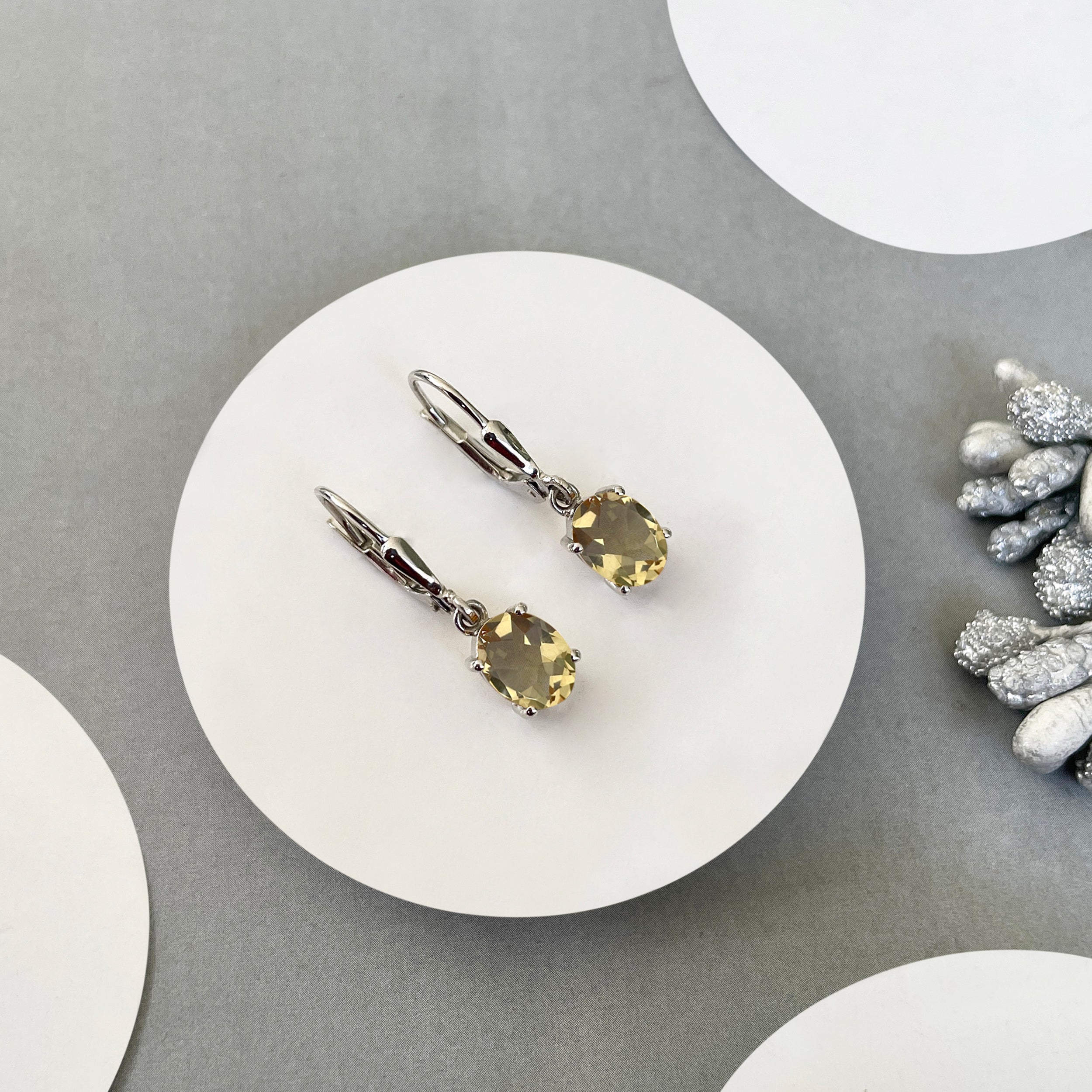 Citrine Leverback Earring-(CIT-SE-673.)