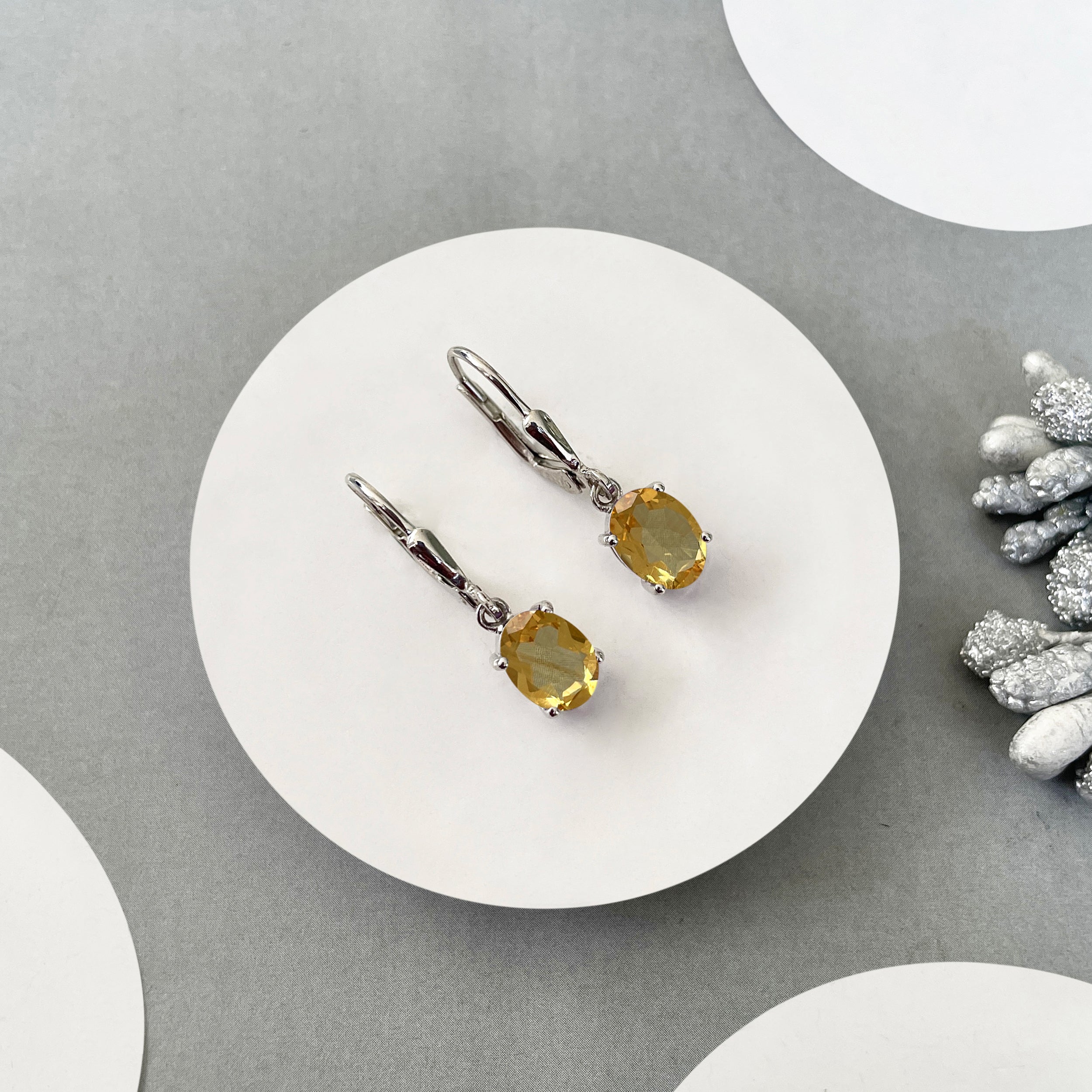 Citrine Leverback Earrings-(CIT-SE-673.)