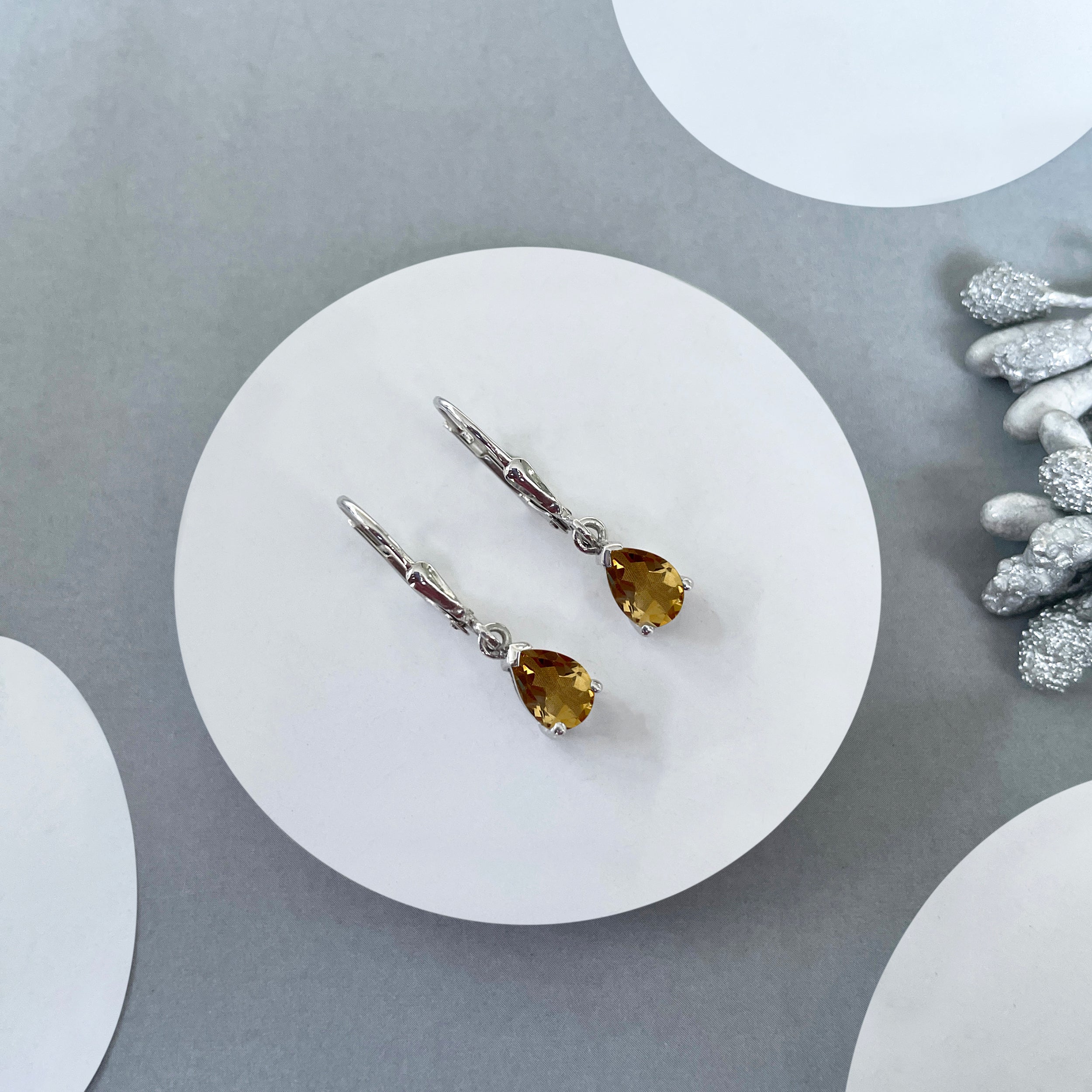 Citrine Leverback Earrings-(CIT-SE-676.)