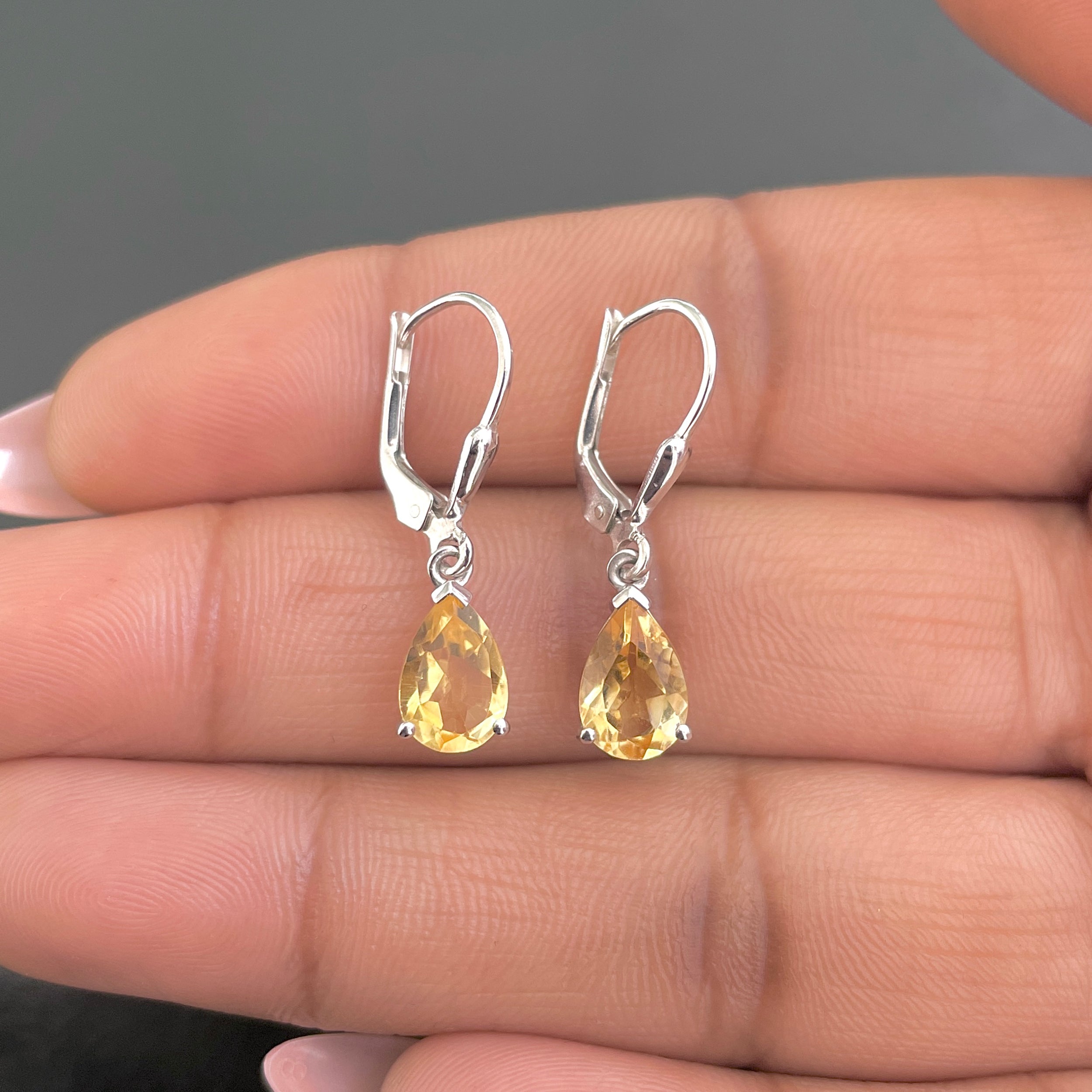 Citrine Leverback Earrings-(CIT-SE-677.)