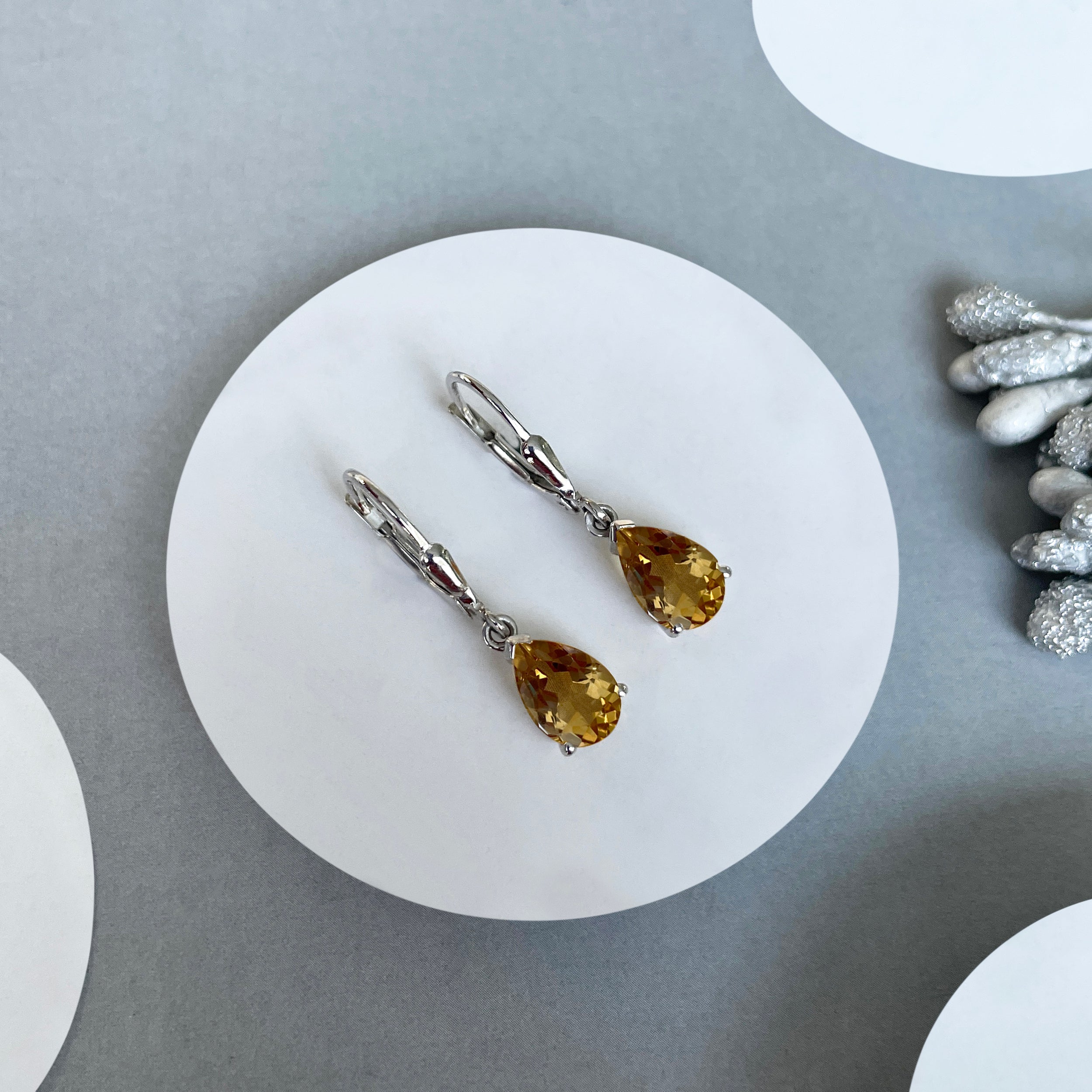 Citrine Leverback Earring-(CIT-SE-677.)