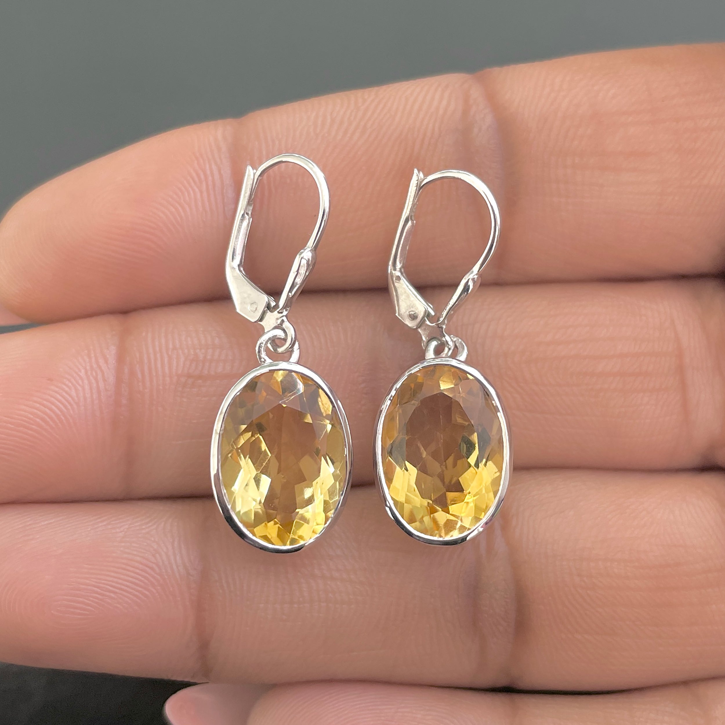Citrine Leverback Earring-(CIT-SE-709.)