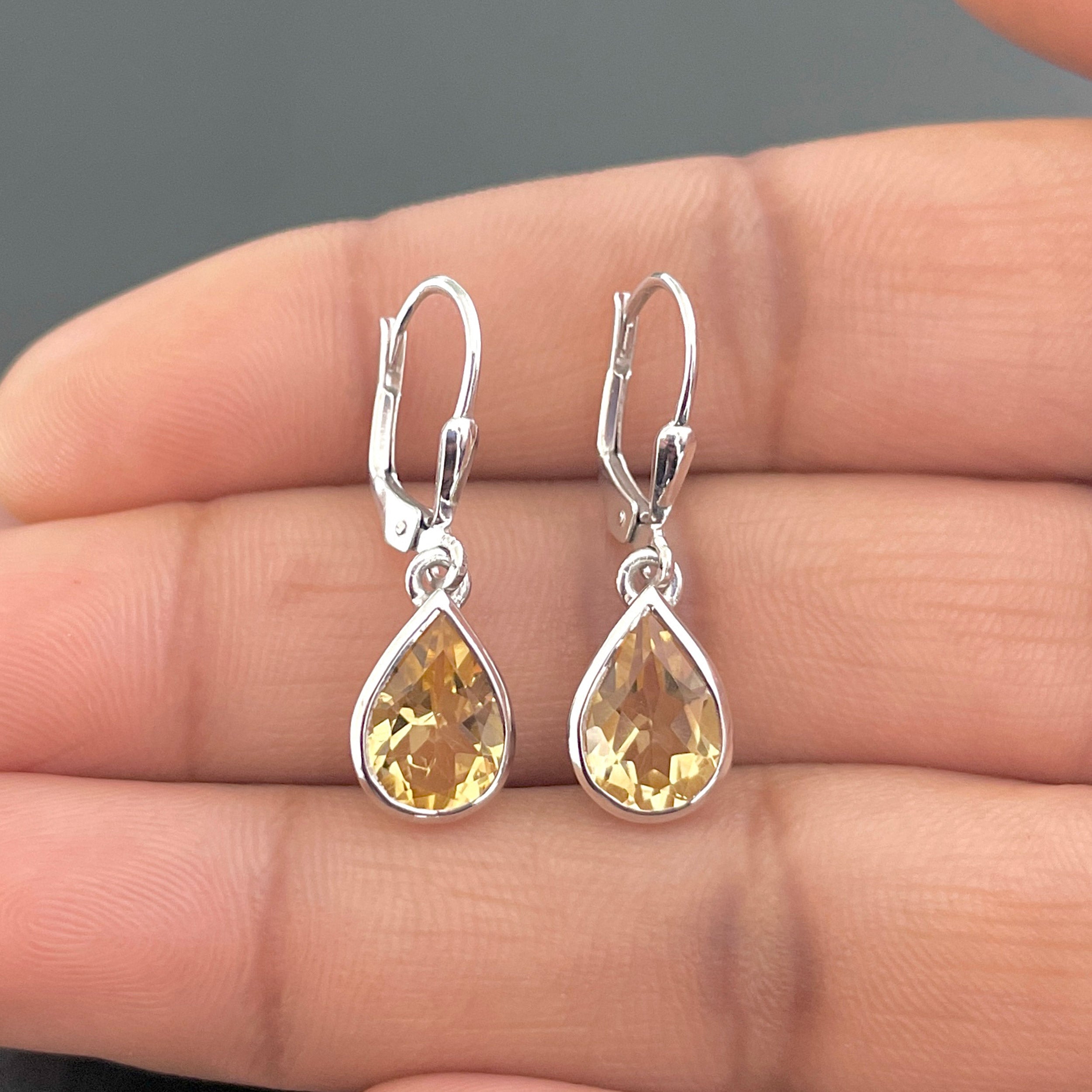 Citrine Leverback Earring-(CIT-SE-742.)