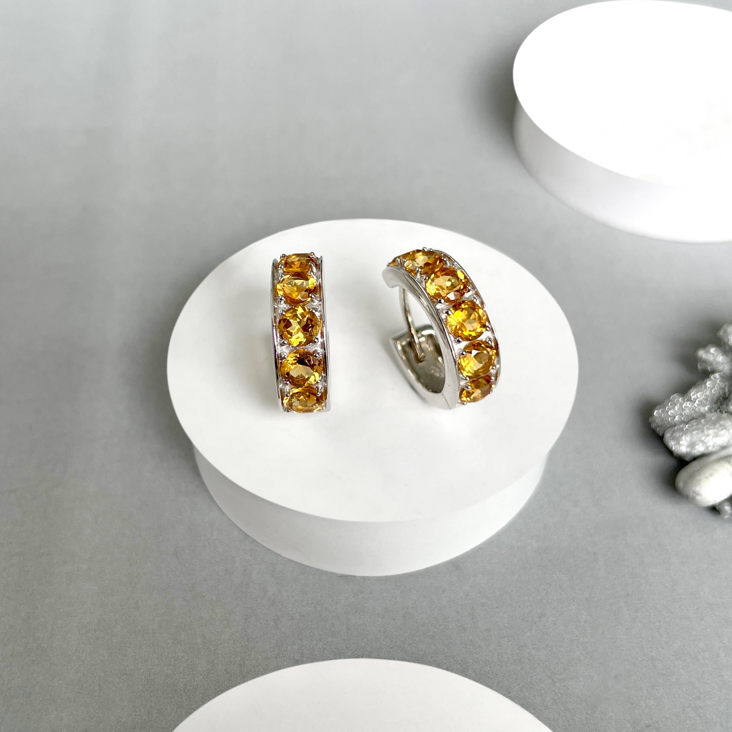 Citrine Hoop Earrings-(CIT-SE-973.)