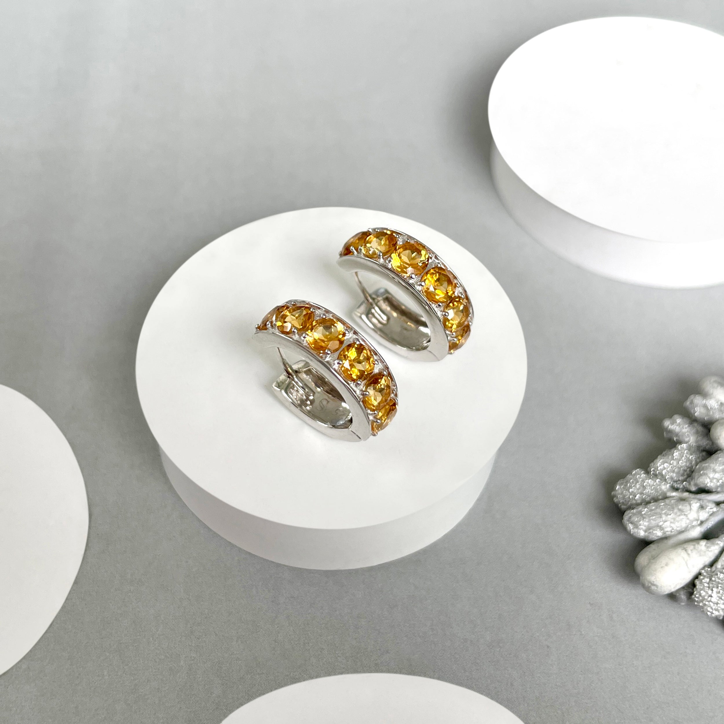 Citrine Hoop Earrings-(CIT-SE-973.)