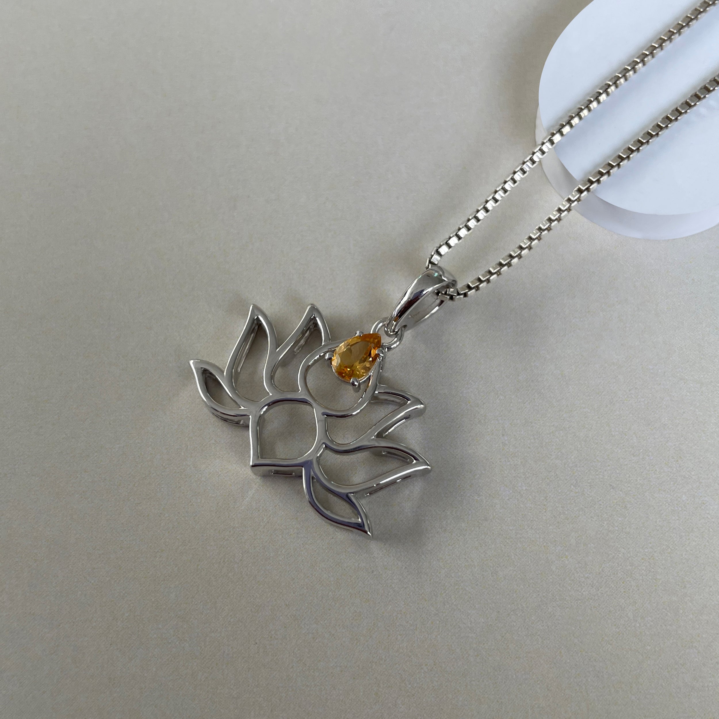 Citrine Lotus Pendant-(CIT-SN-156P.)