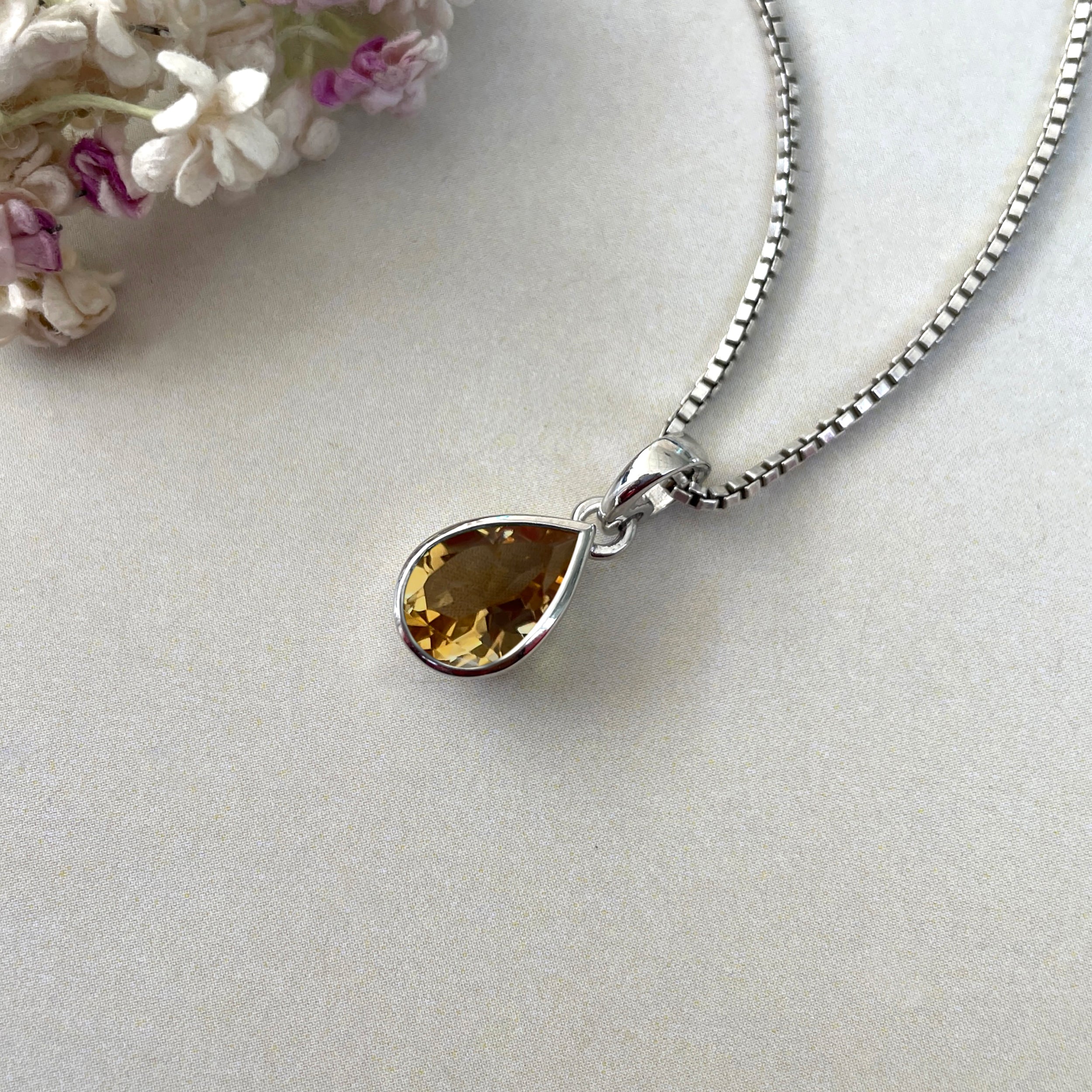 Citrine Pendant-(CIT-SP-468.)