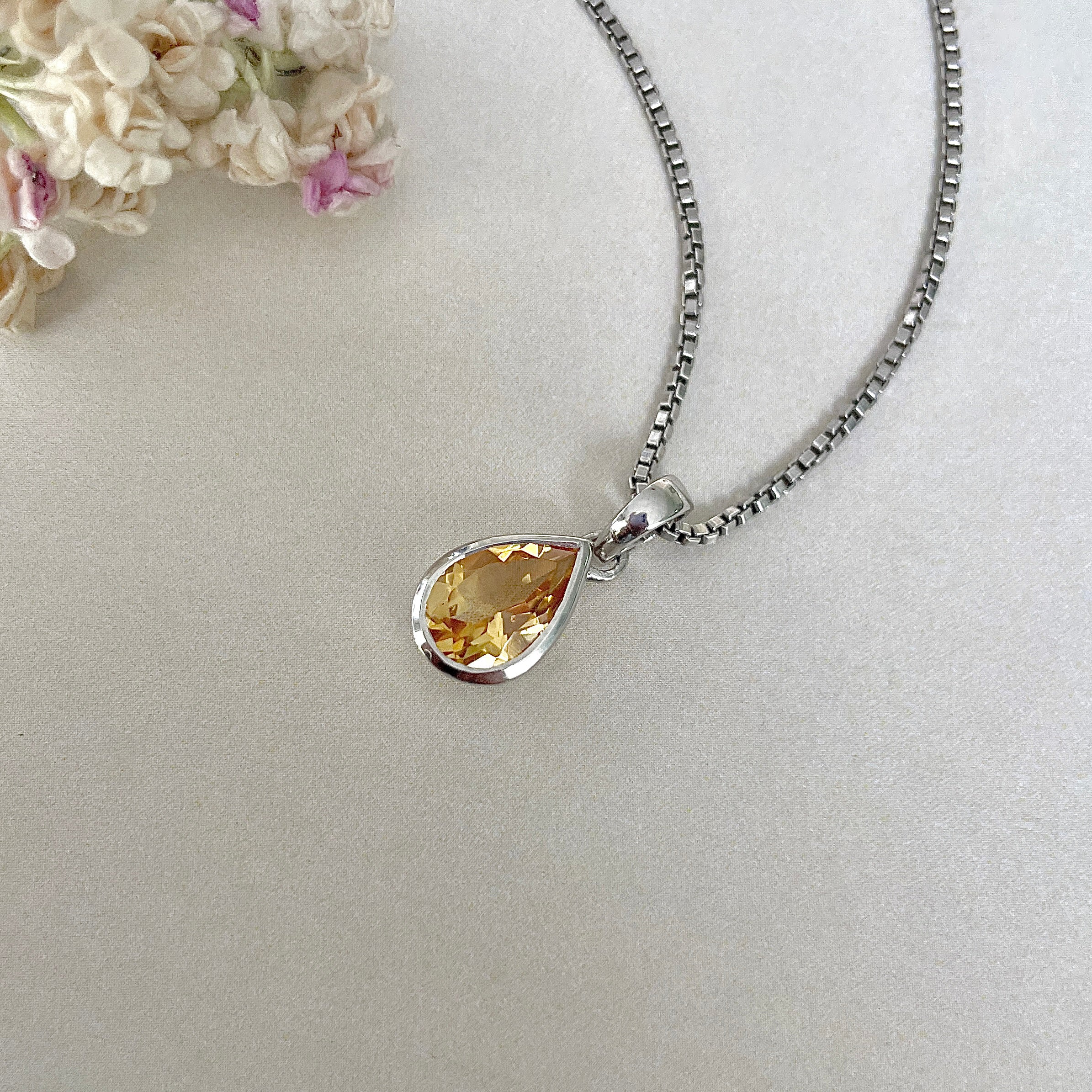 Citrine Pendant-(CIT-SP-468.)