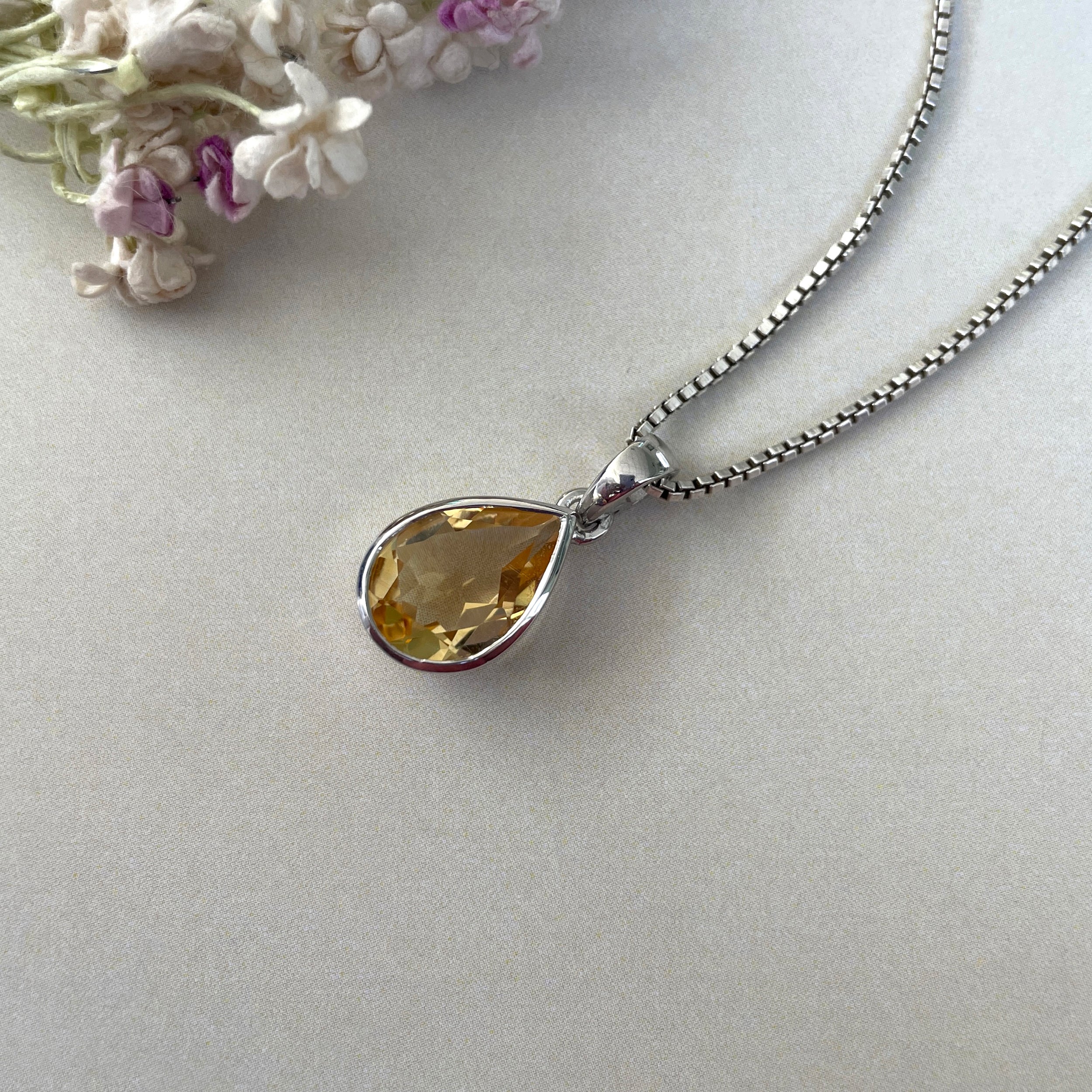 Citrine Pendant-(CIT-SP-470.)