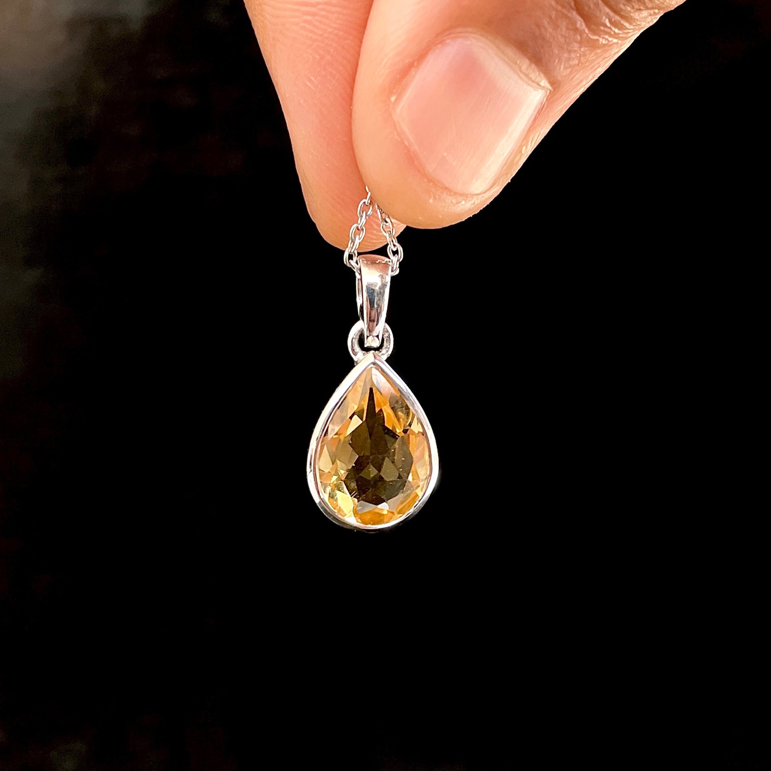 Citrine Pendant-(CIT-SP-470.)