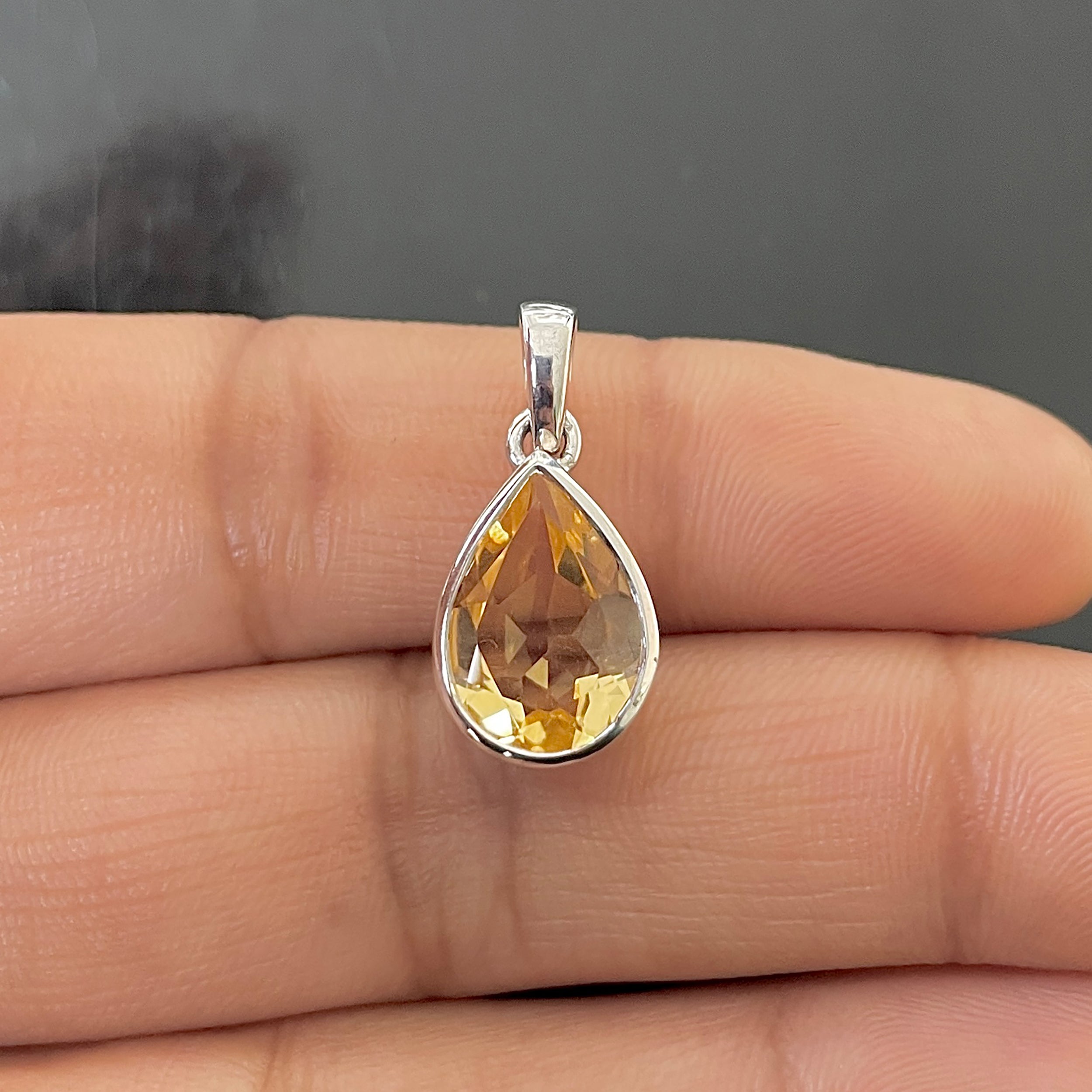 Citrine Pendant-(CIT-SP-470.)