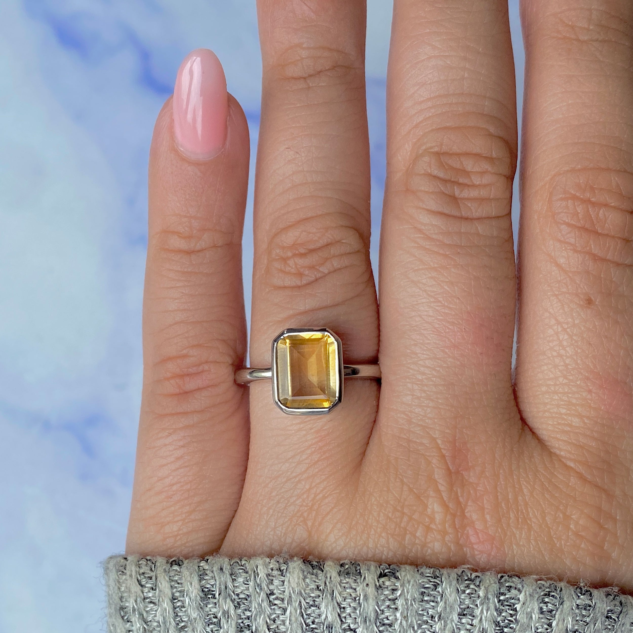 Citrine Ring-(CIT-SR-250.)