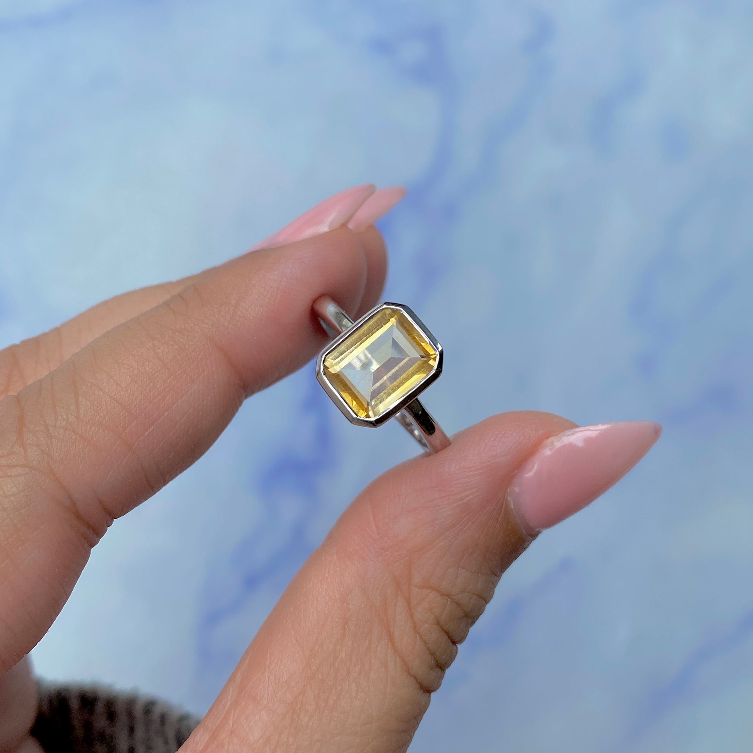 Citrine Ring-(CIT-SR-250.)