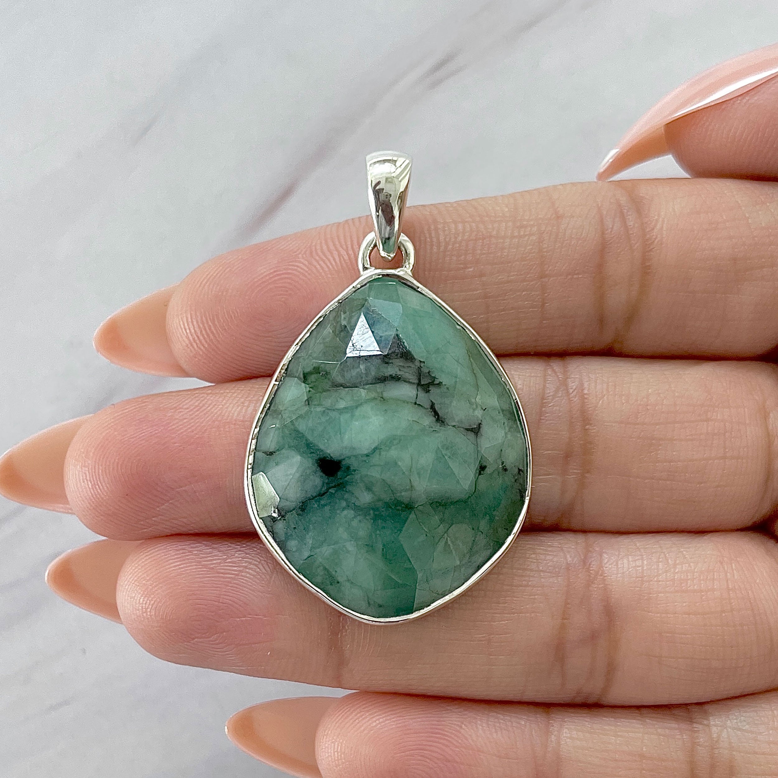 Emerald Pendant-(EMD-P-17.)