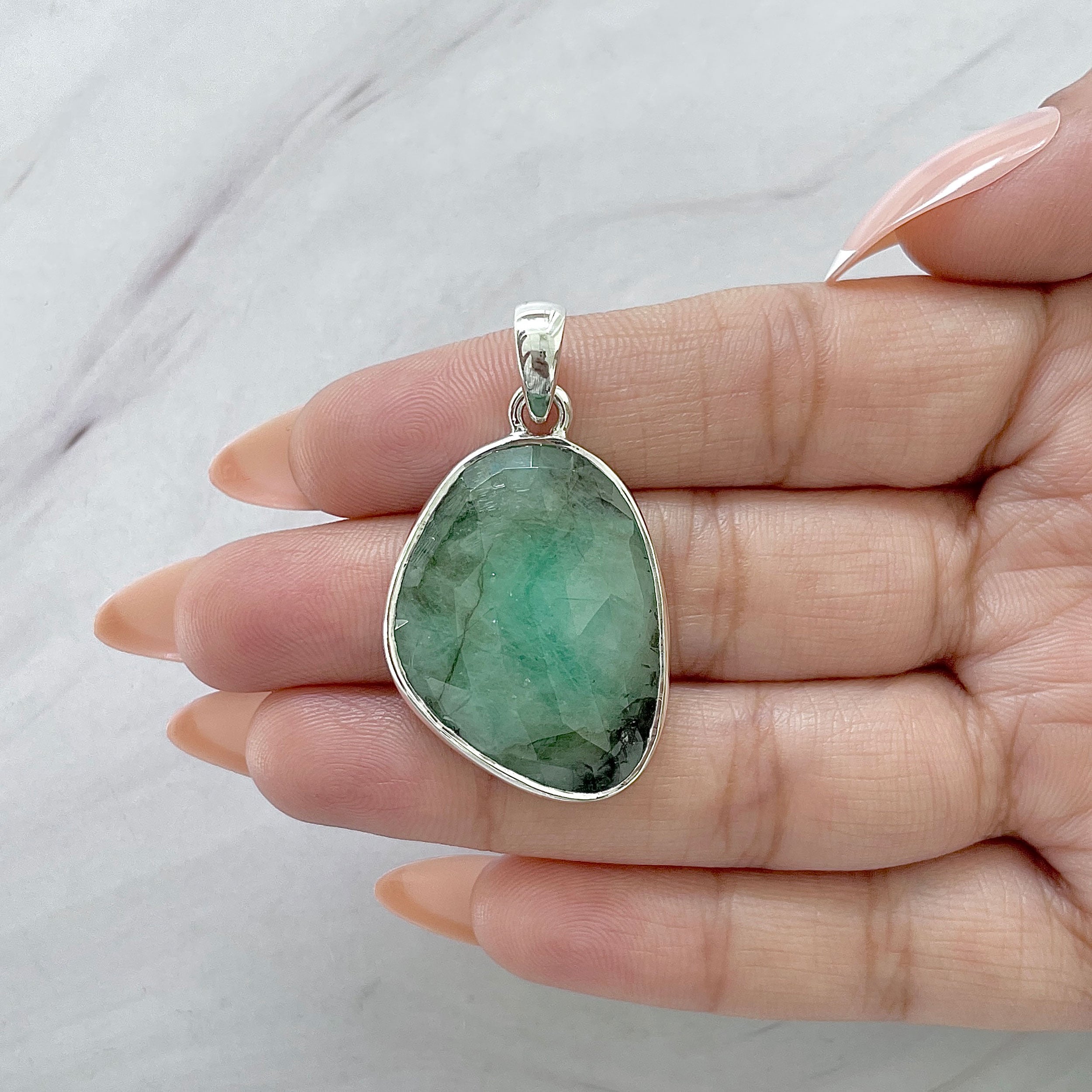 Emerald Pendant-(EMD-P-21.)