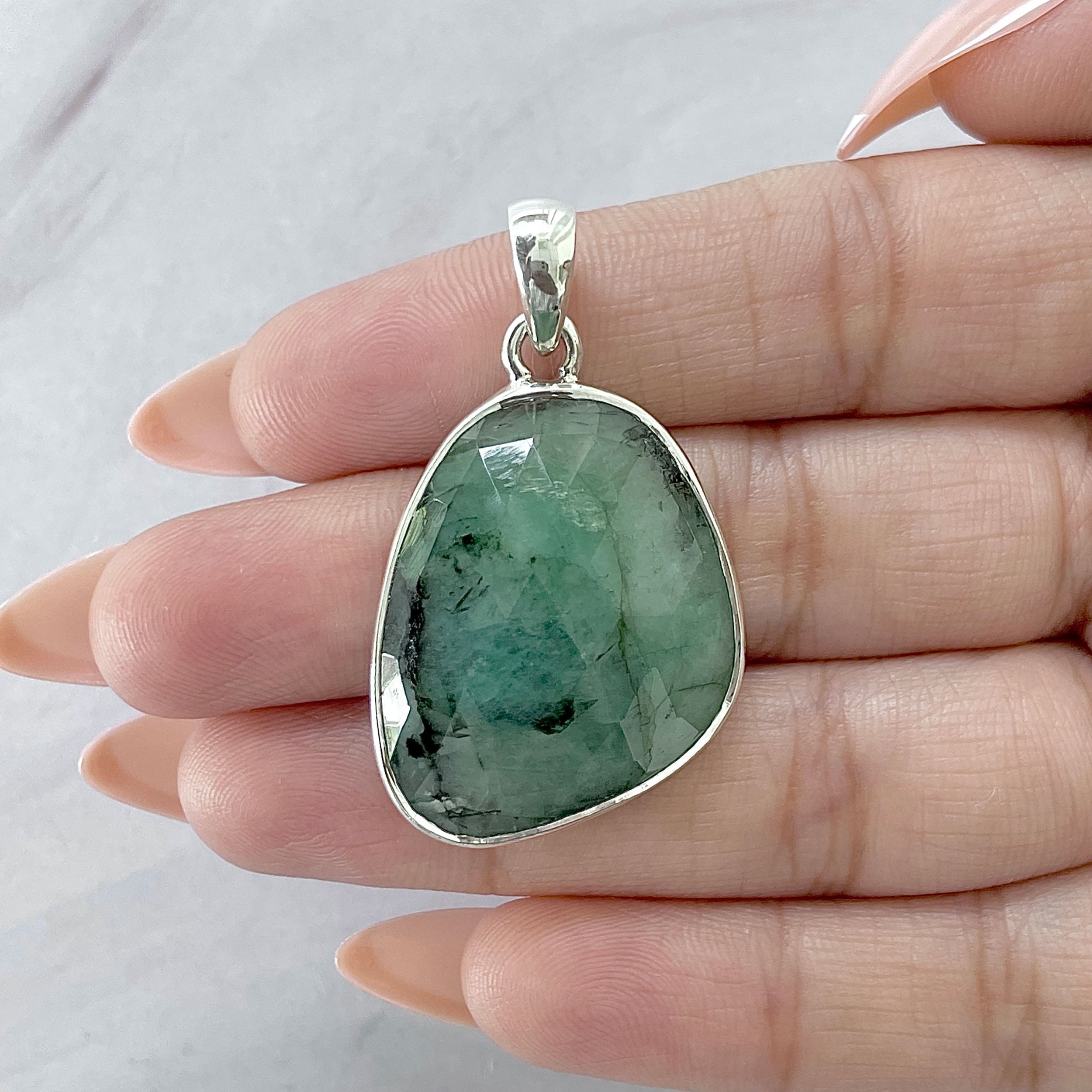 Emerald Pendant-(EMD-P-27.)