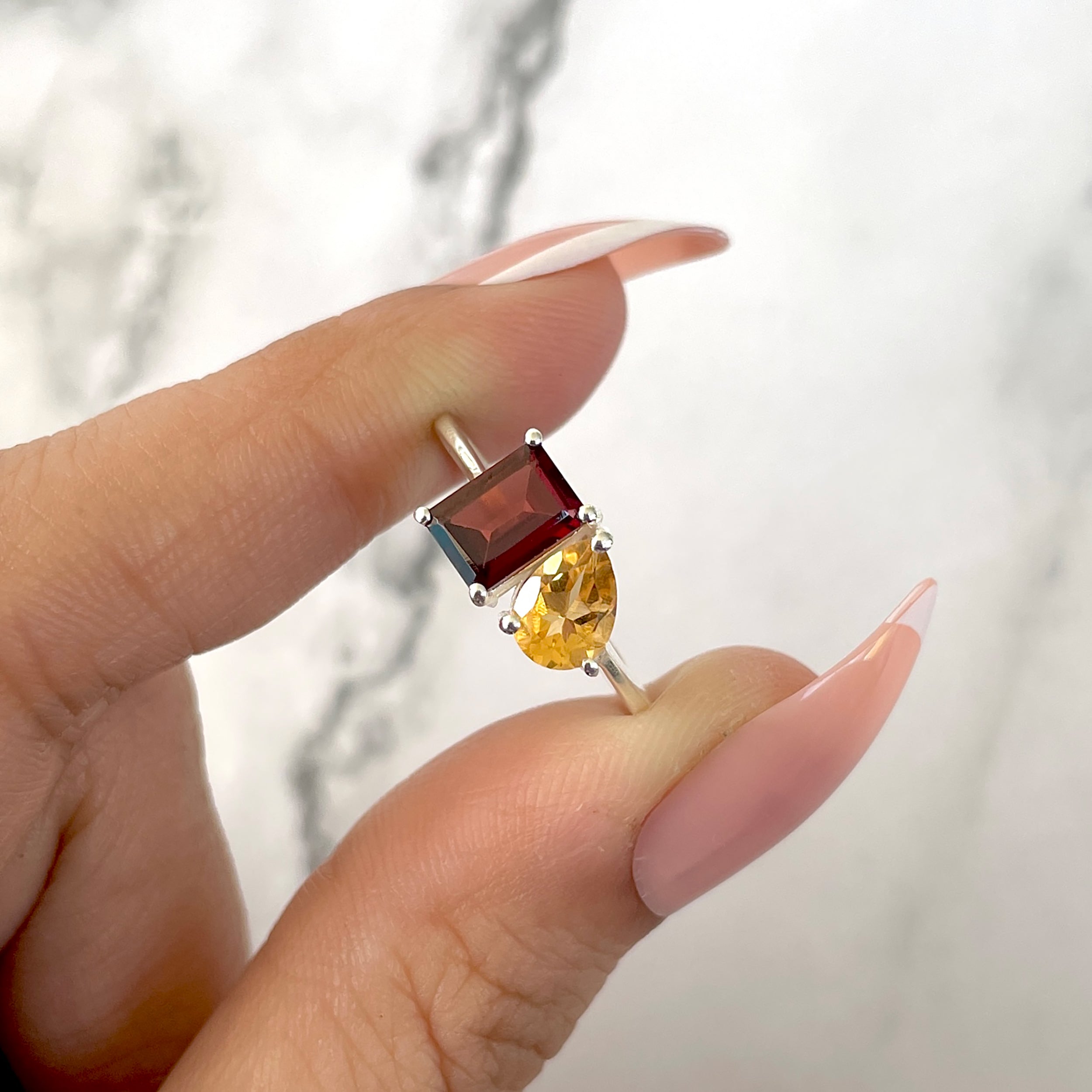 Garnet & Citrine Ring-(GAR-SR-3540.)