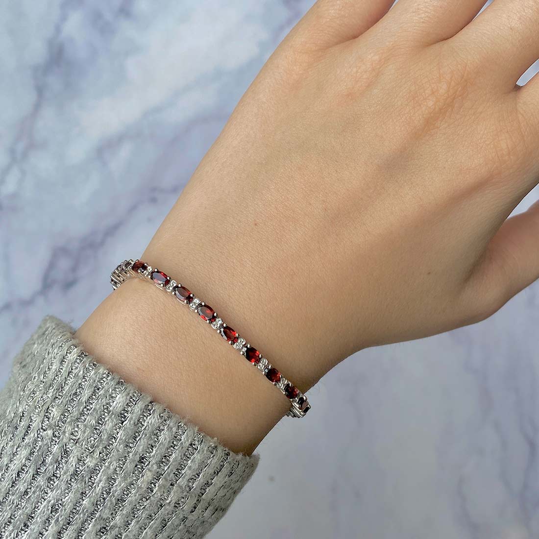 Garnet & White Topaz Bracelet-(GAR-SB-110.)