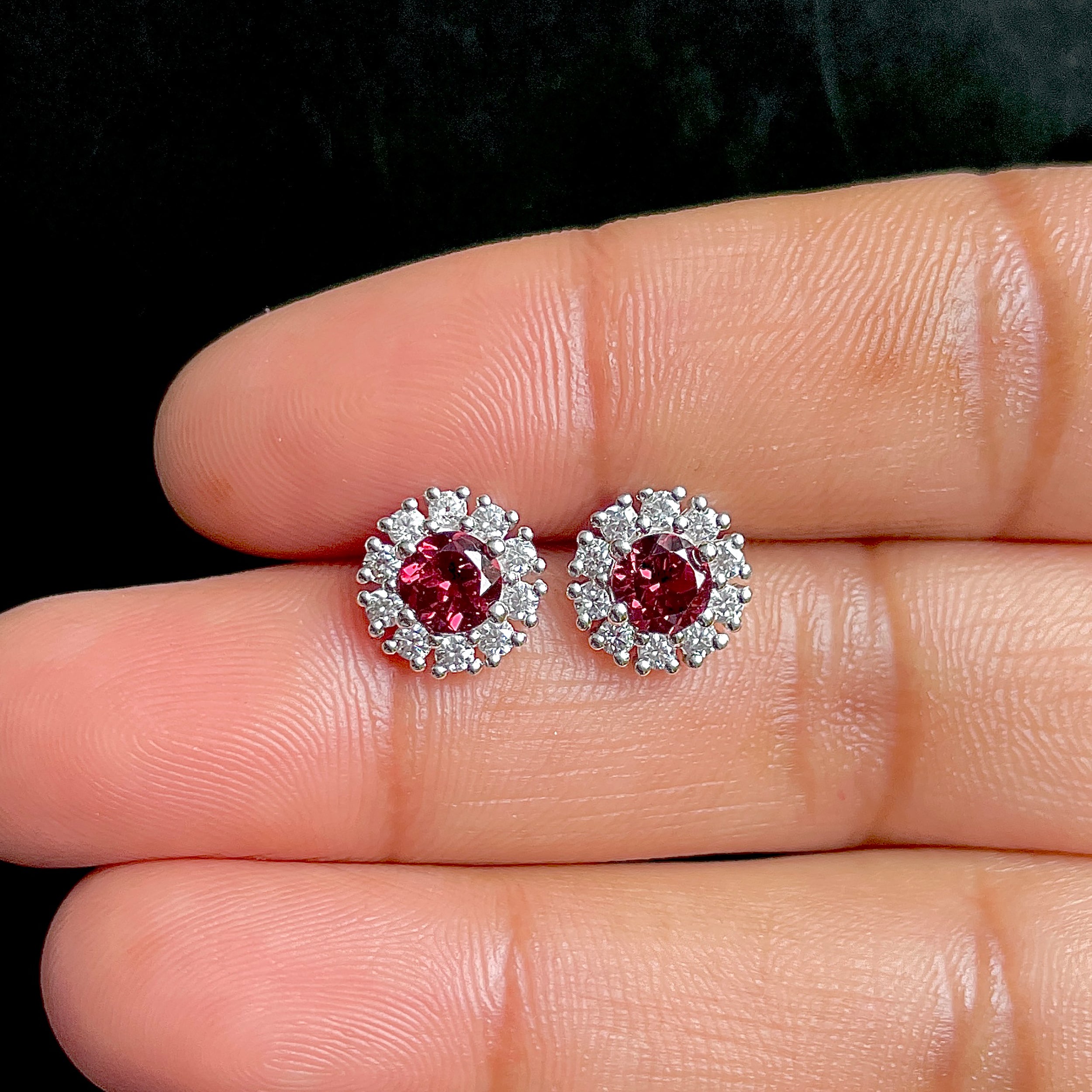 Garnet Stud Earrings-(GAR-SE-1268.)