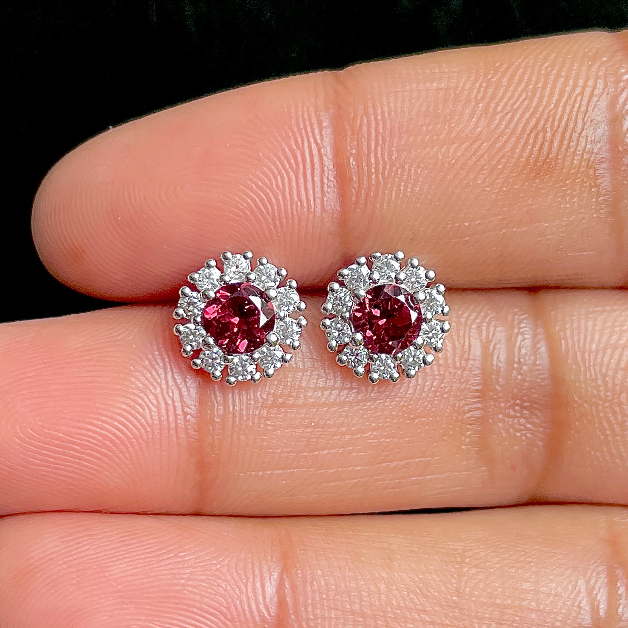 Garnet Stud Earrings-(GAR-SE-1268.)