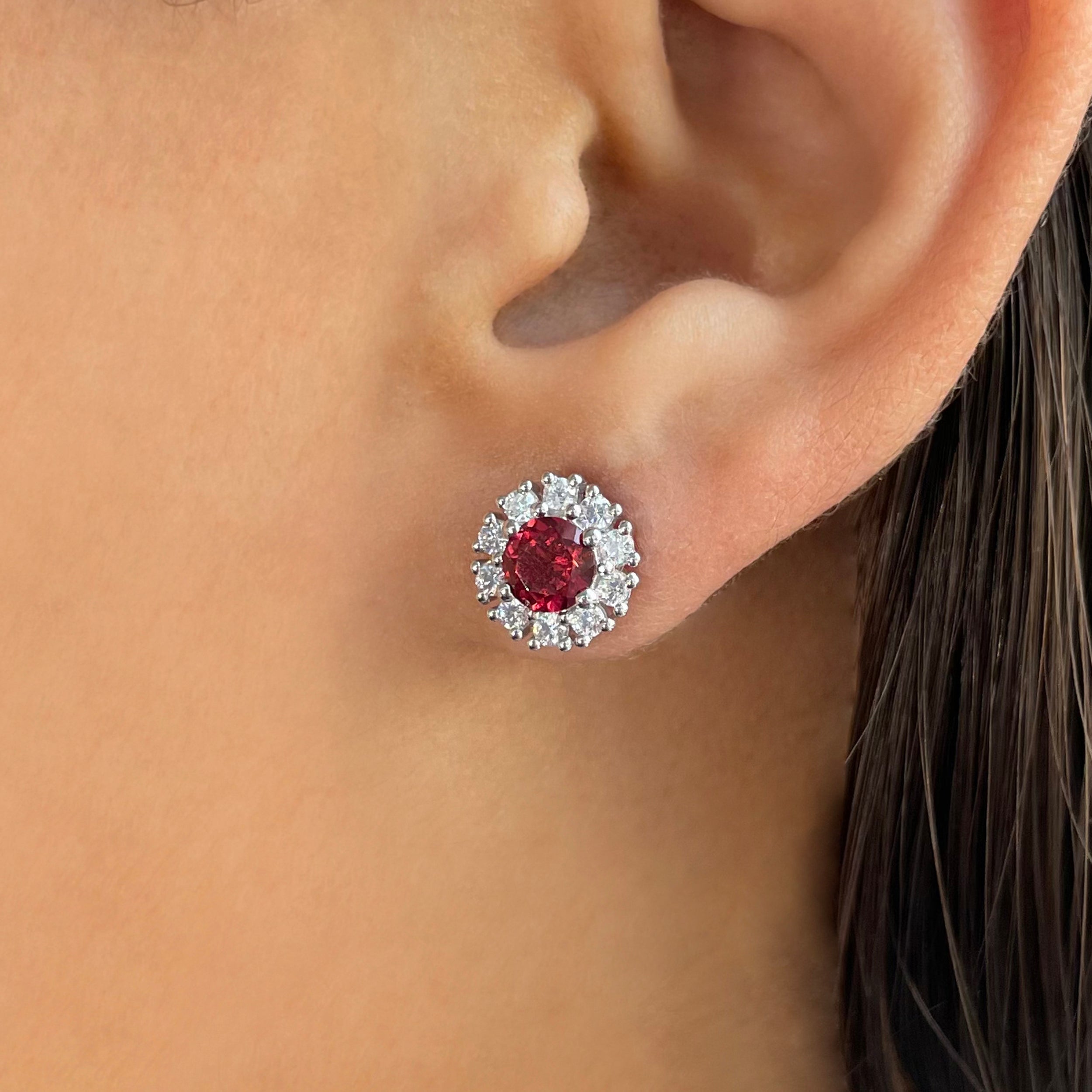 Garnet Stud Earrings-(GAR-SE-1268.)