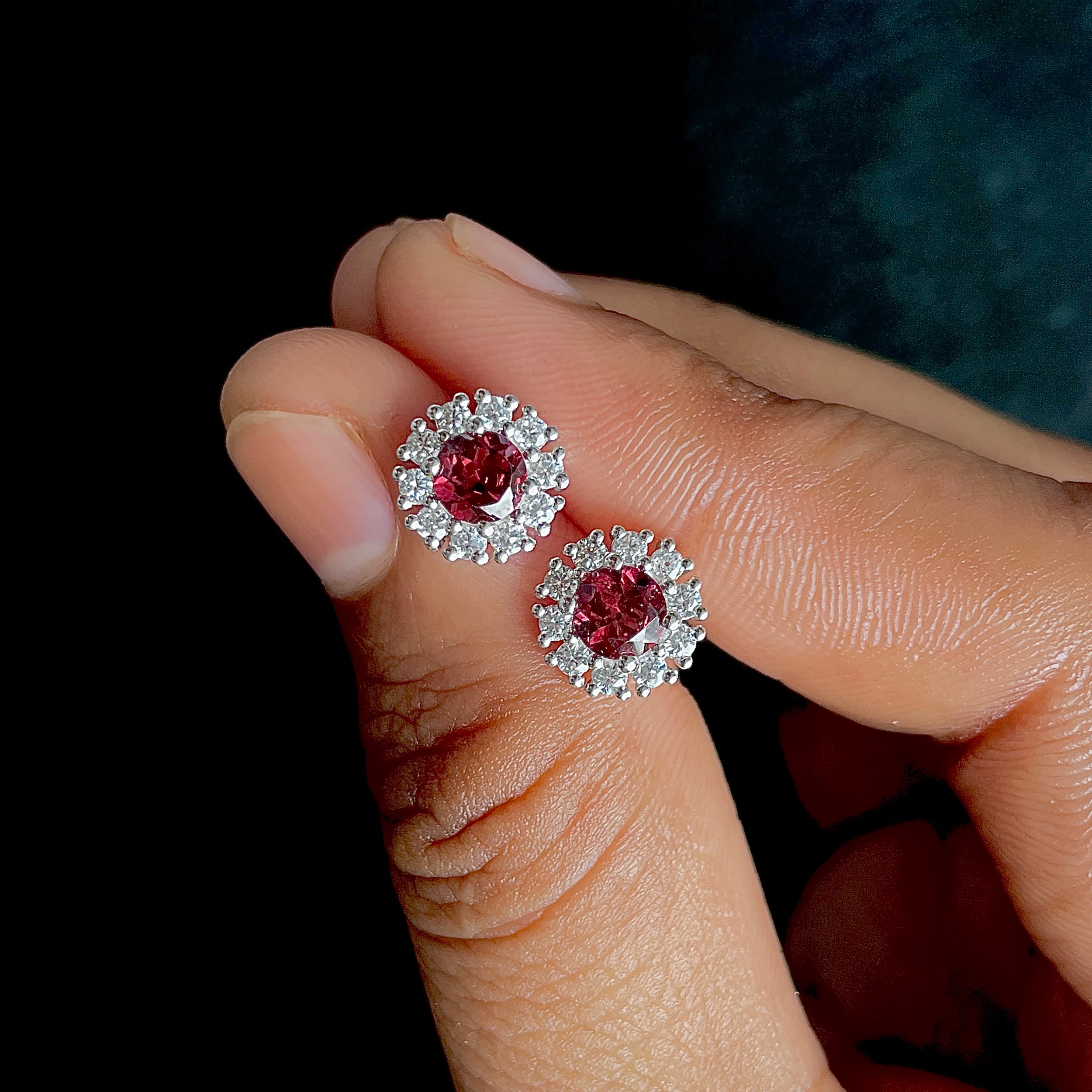 Garnet Stud Earrings-(GAR-SE-1268.)